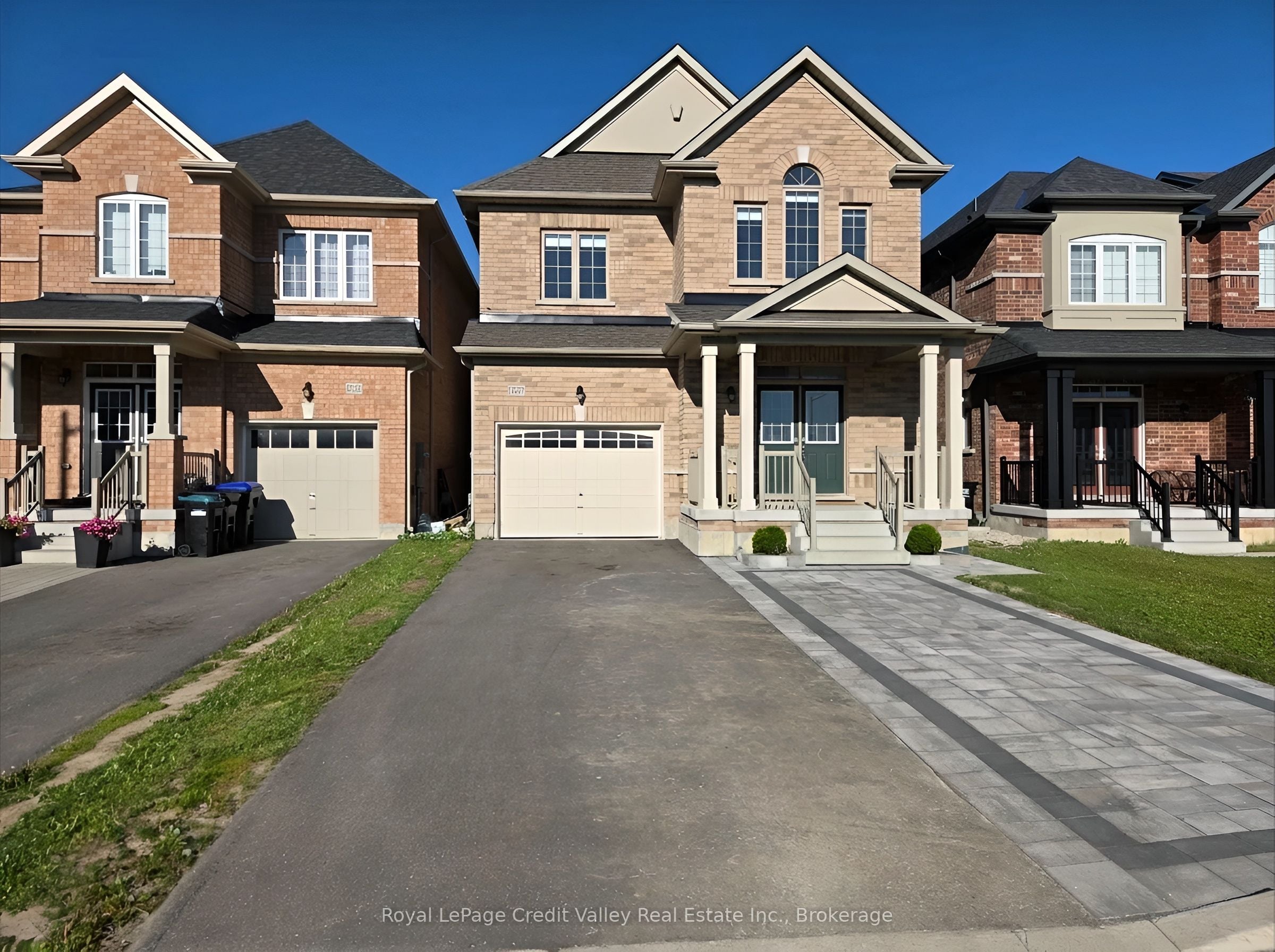 2207 Lozenby Street, Innisfil, ON, L9S 0M9