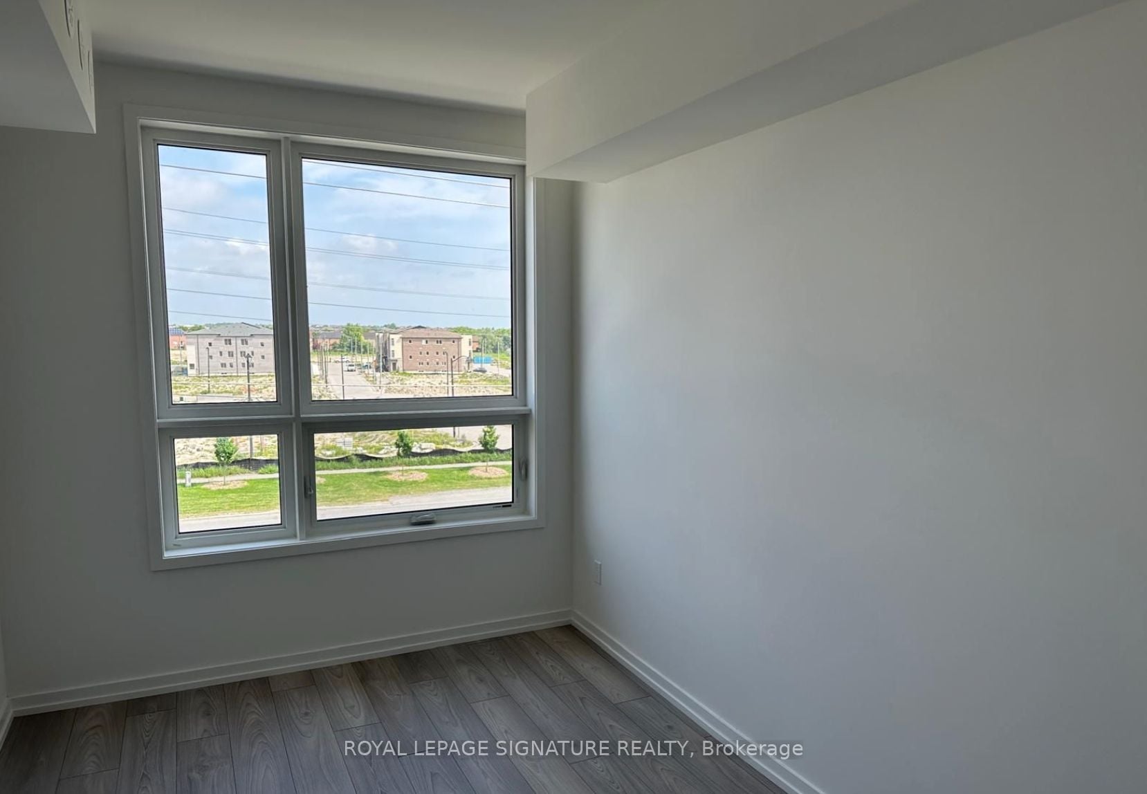 Additional image 6 of 7-14 Lytham Green Circle, Newmarket, ON, L3Y 0H3