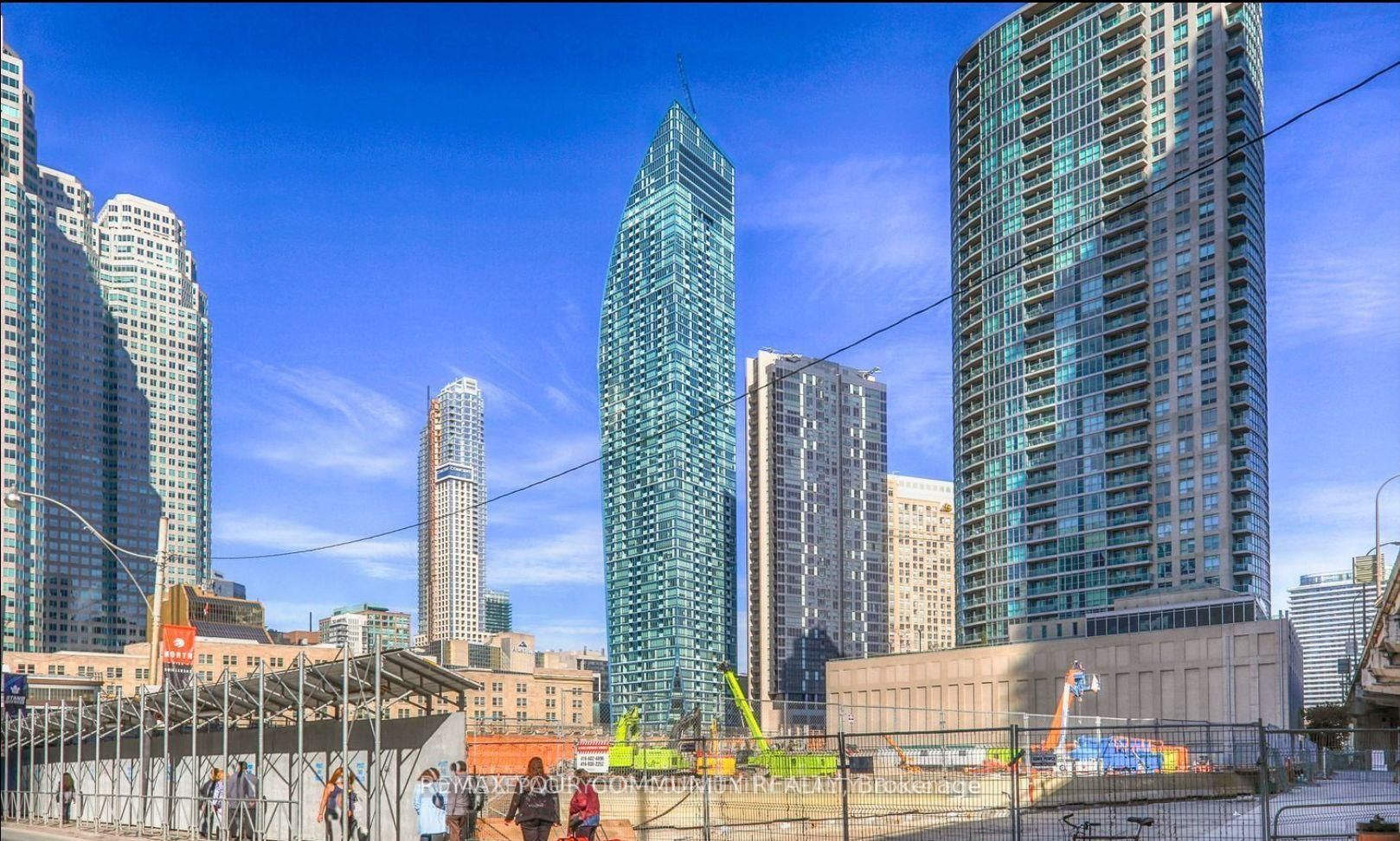 2805-8 The Esplanade N/a, Toronto, ON, M5E 0A6