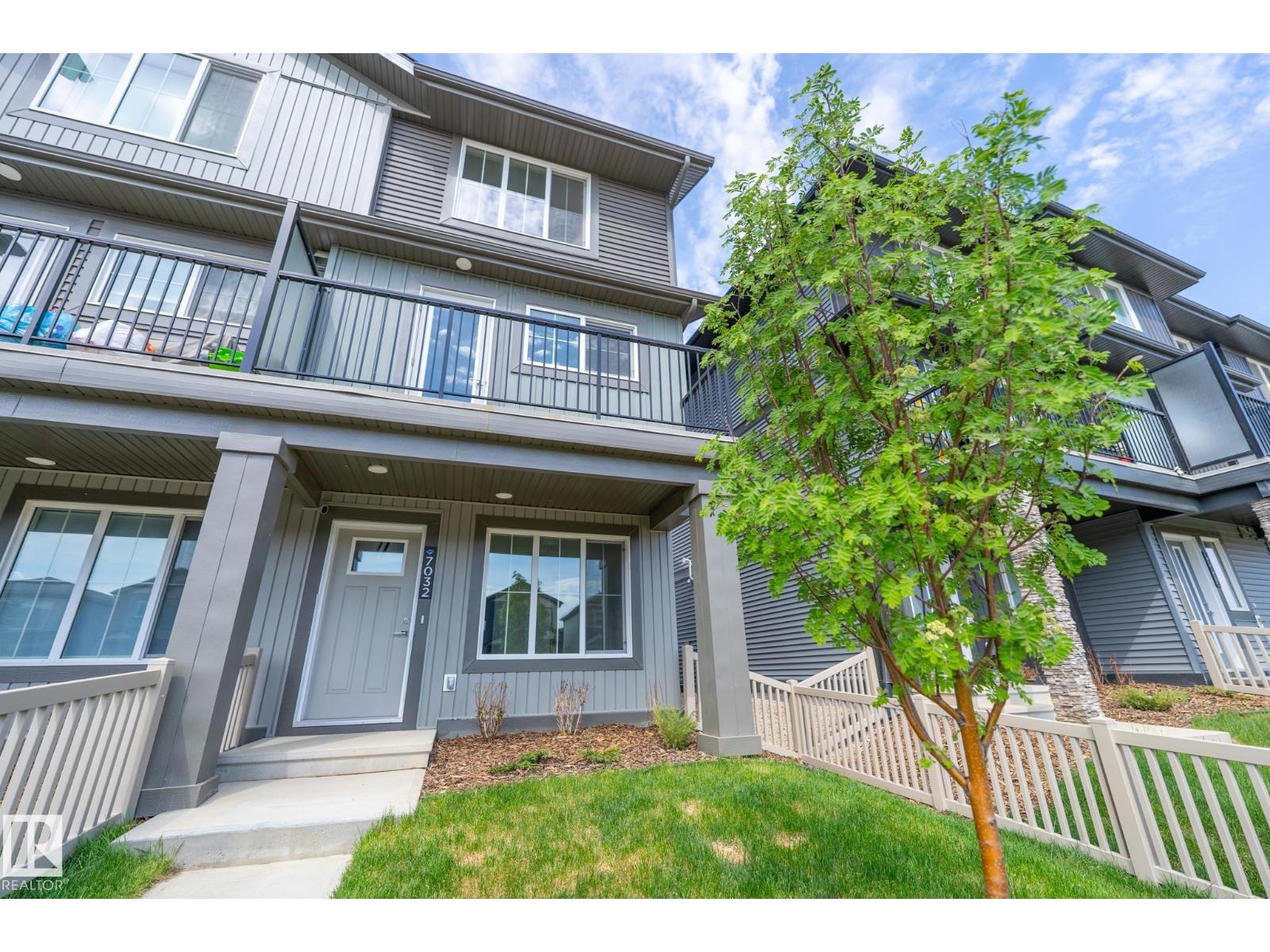 7032 Rosenthal Drive NW, Edmonton, AB, T5T7L4
