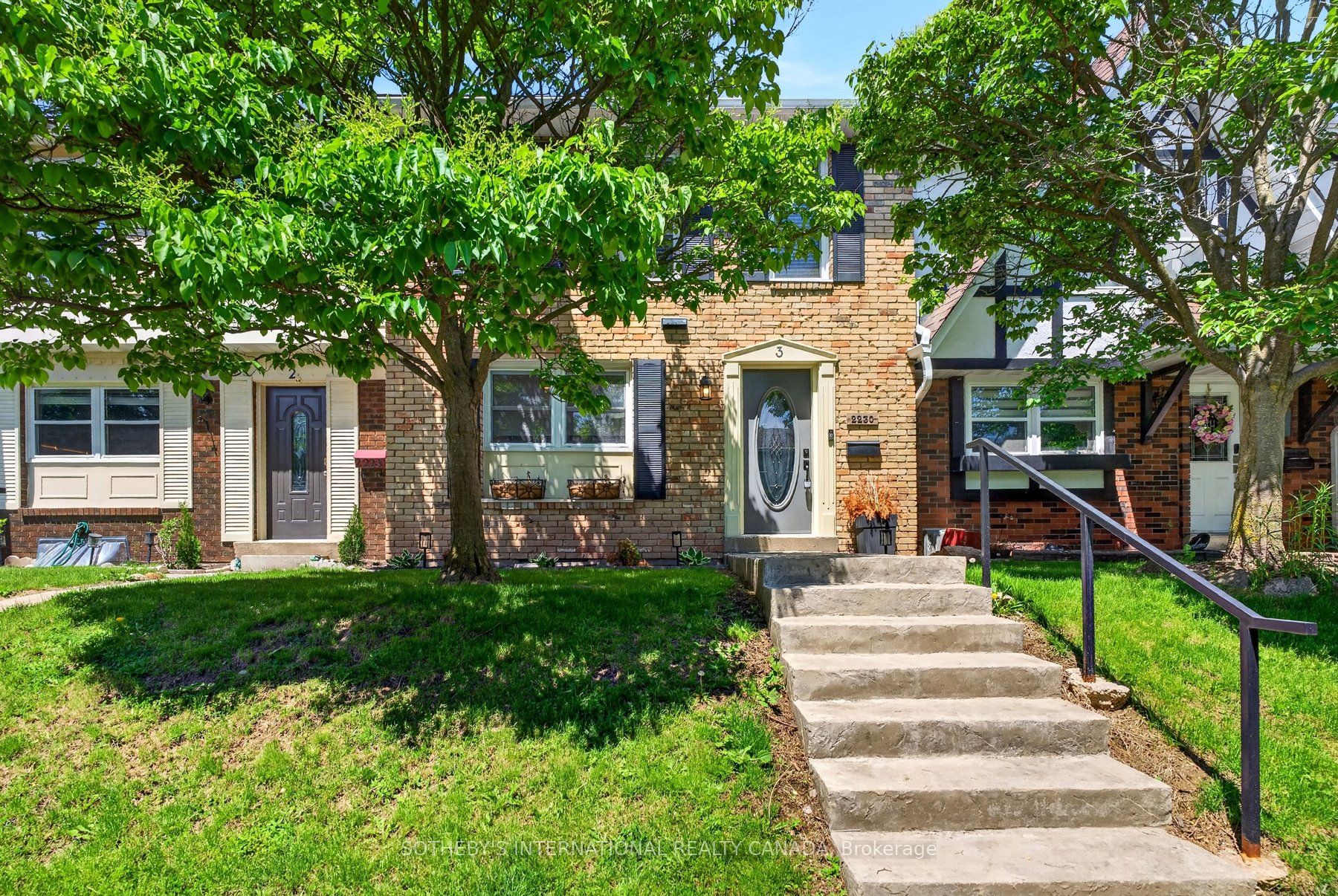 3-2230 Upper Middle Road, Burlington, ON, L7P 2Z9