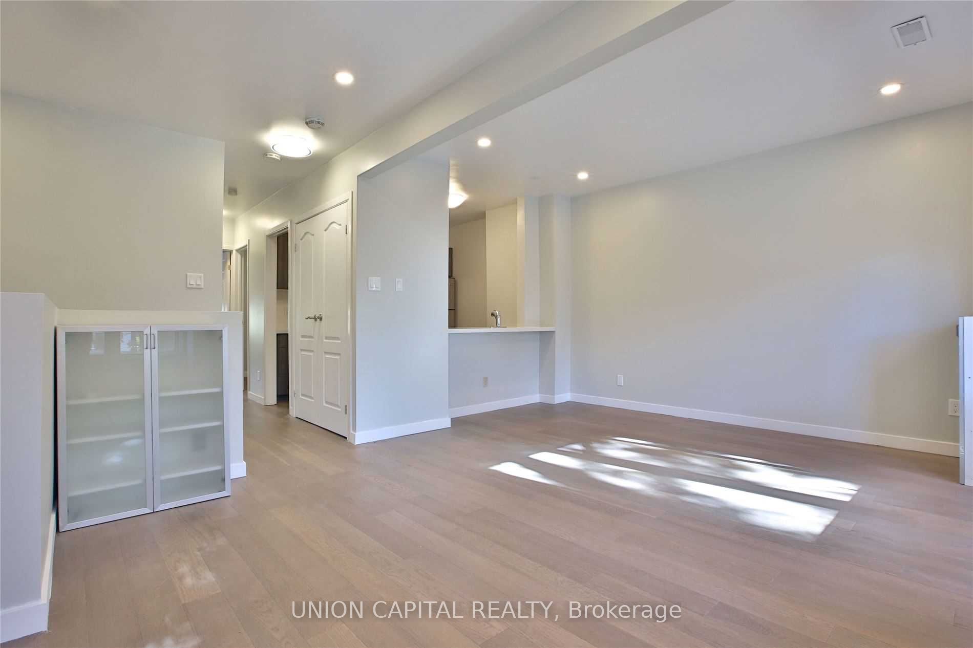 Upper-366 Balliol Street, Toronto, ON, M4S 1E2 photo 2