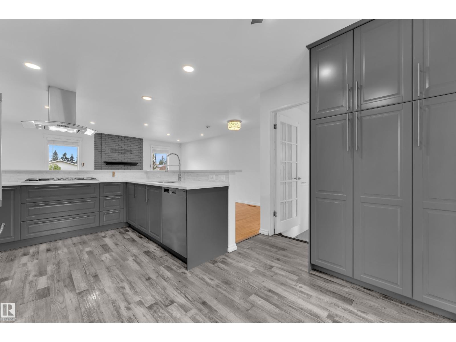 Additional image 2 of 47 Galloway Drive, Sherwood Park, AB, T8M2M1