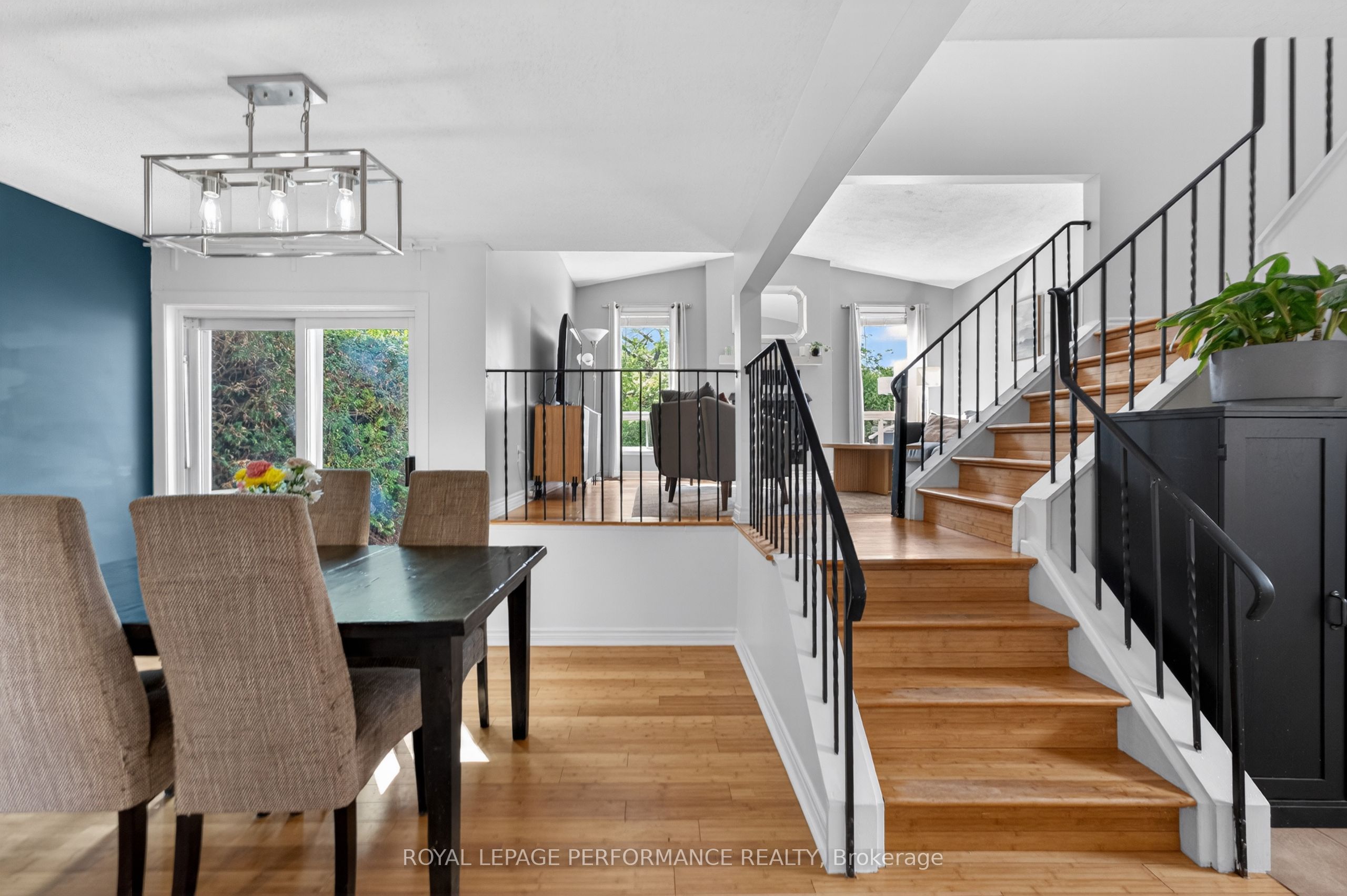 Additional image 5 of 12 Barra Avenue, Ottawa, ON, K2L 2R8