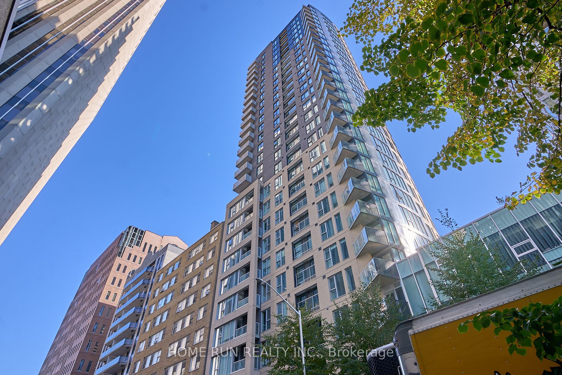 2703-40 Nepean Street, Ottawa, ON, K2P 0X5