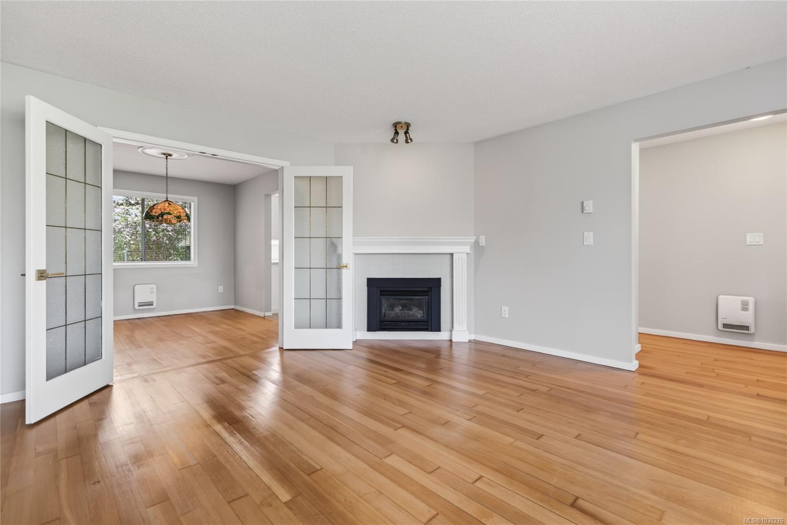 1377 Ocean View Avenue, Comox, BC, V9M 3R2 photo 4
