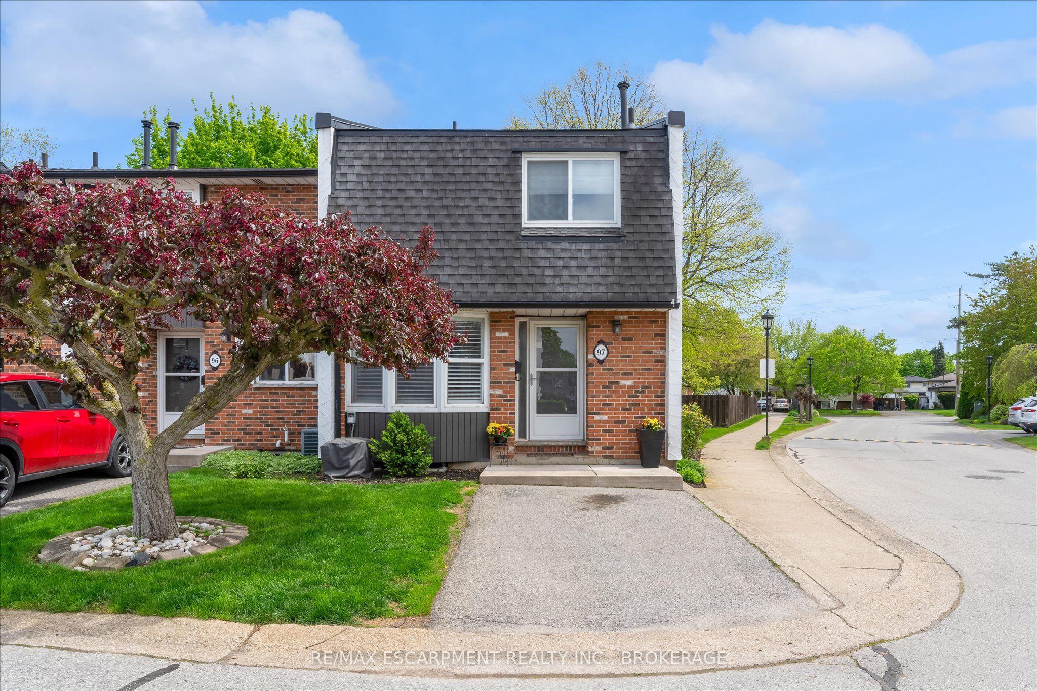 97-77 Linwell Road, St. Catharines, ON, L2N 6R1