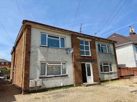 Newlands Avenue, Southampton, Hampshire SO15