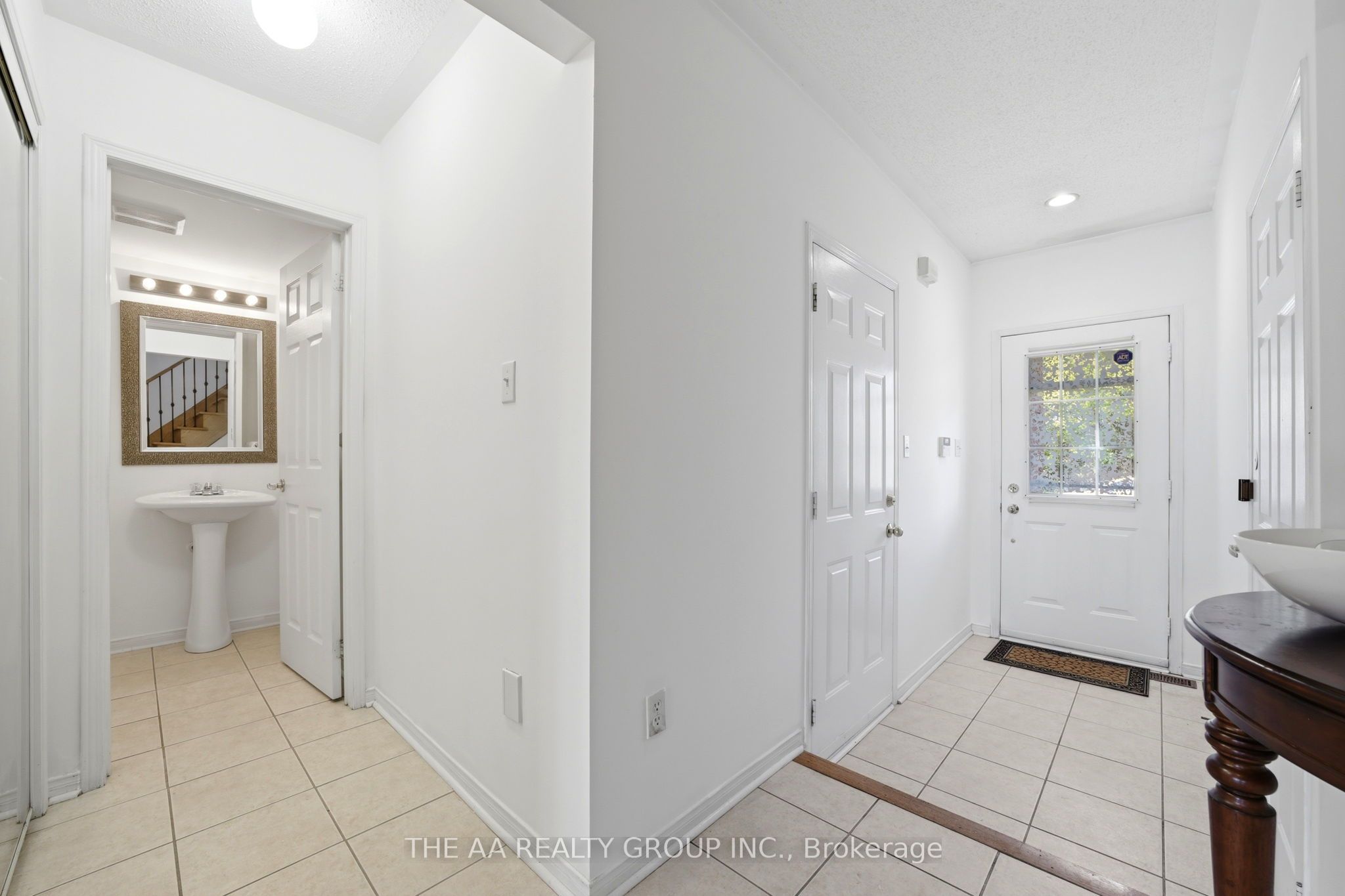 Additional image 5 of 93 San Gabriele Place, Toronto, ON, M9L 3A5