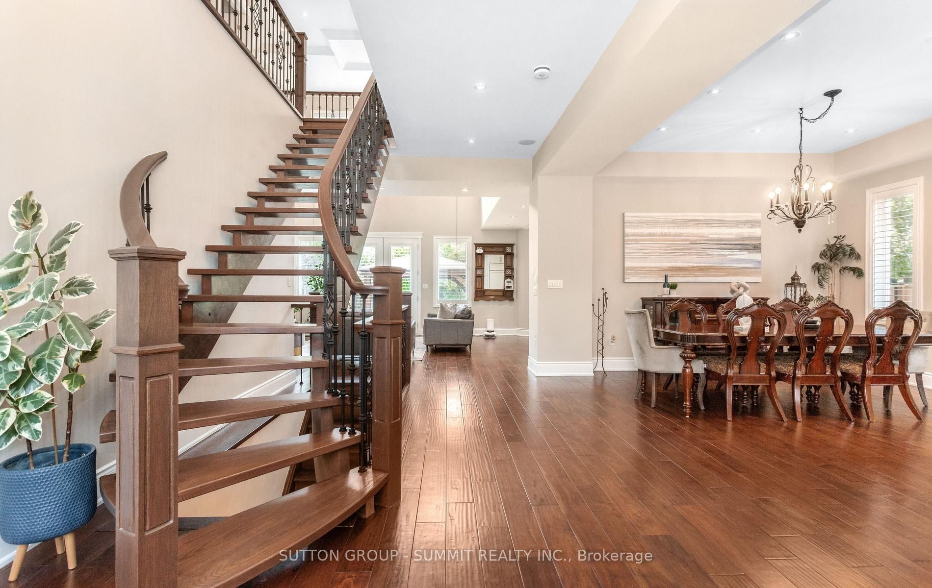 121 Ringwood Road, Oakville, ON, L6H 1K3 photo 4