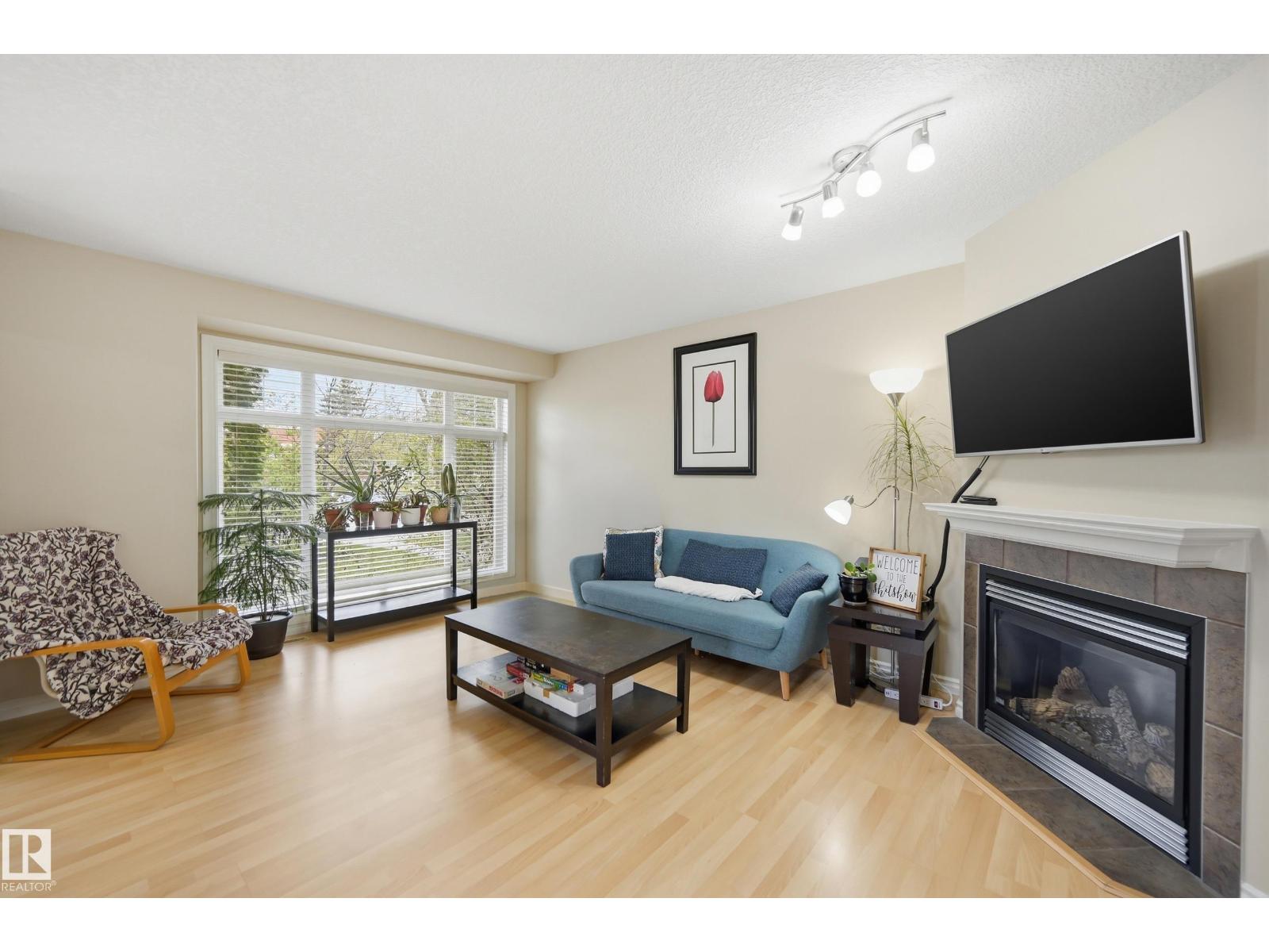 11337 76 Avenue NW, Edmonton, AB, T6G0K3 photo 3