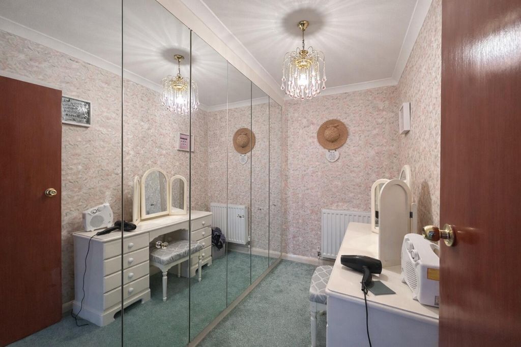 Additional image 16 of 7 bed detached house for saleRochester Road, Halling, Rochester ME2