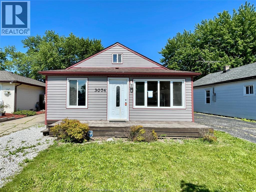 3074 Lloyd George Boulevard, Windsor, ON, N8T2V2 photo 2
