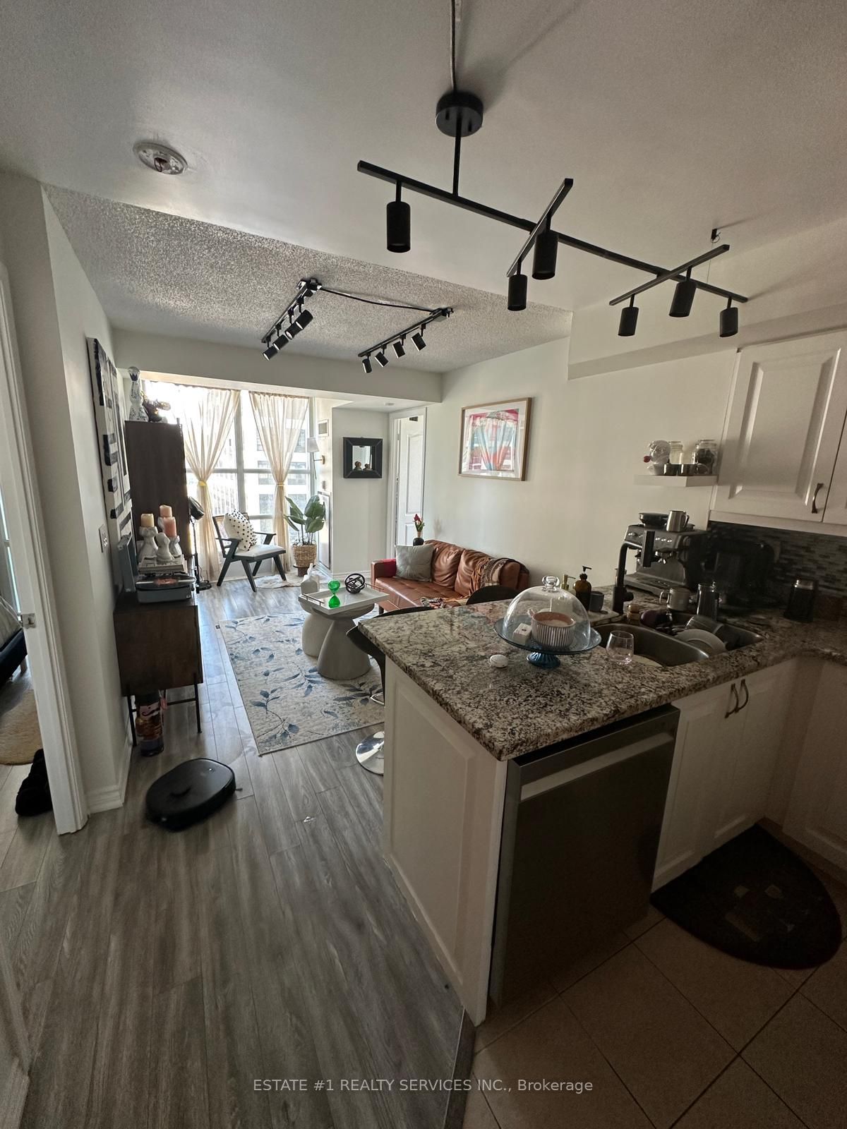 Additional image 4 of 802-33 Elm Drive, Mississauga, ON, L5B 4M2