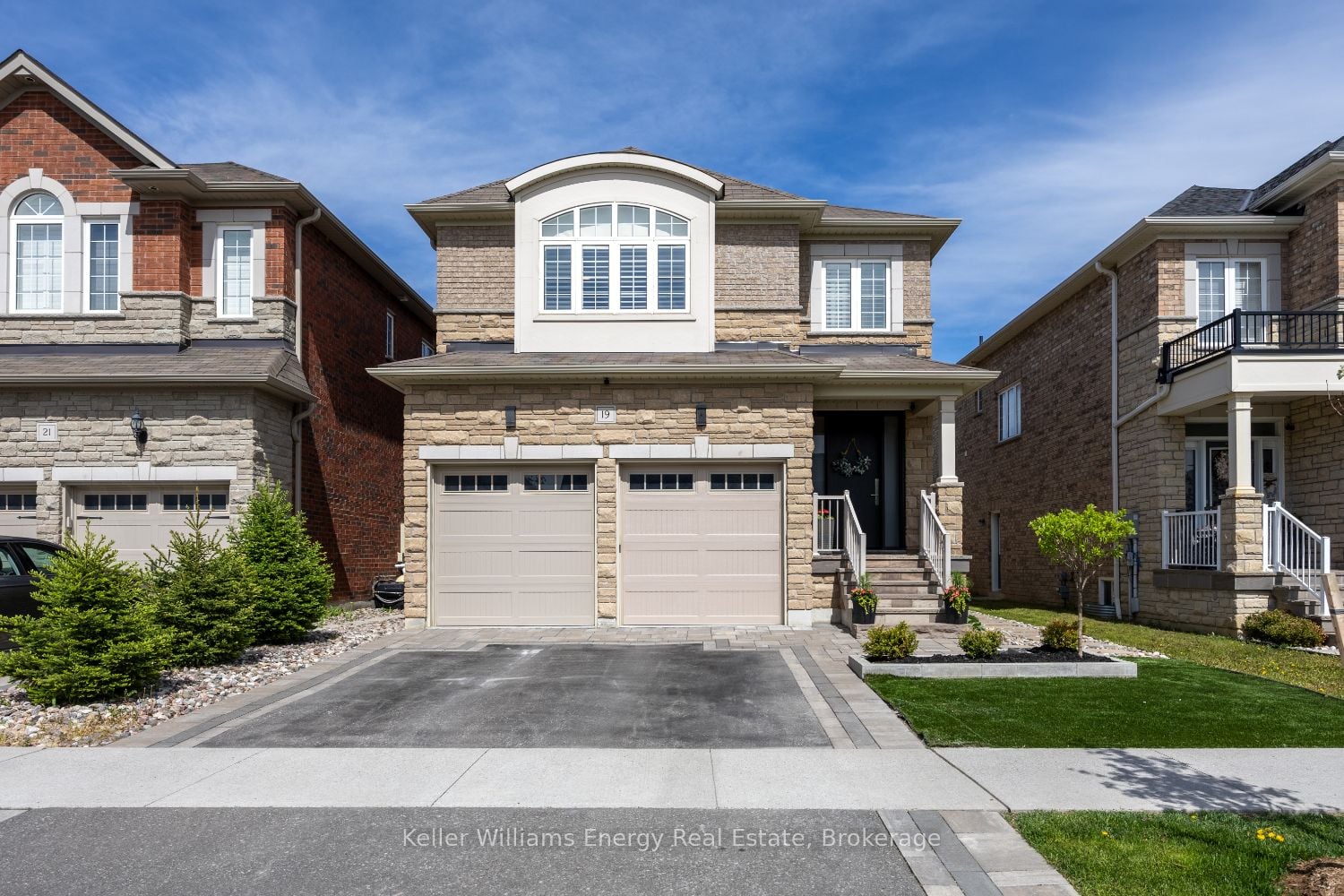19 St Augustine Drive, Whitby, ON, L1M 0L7