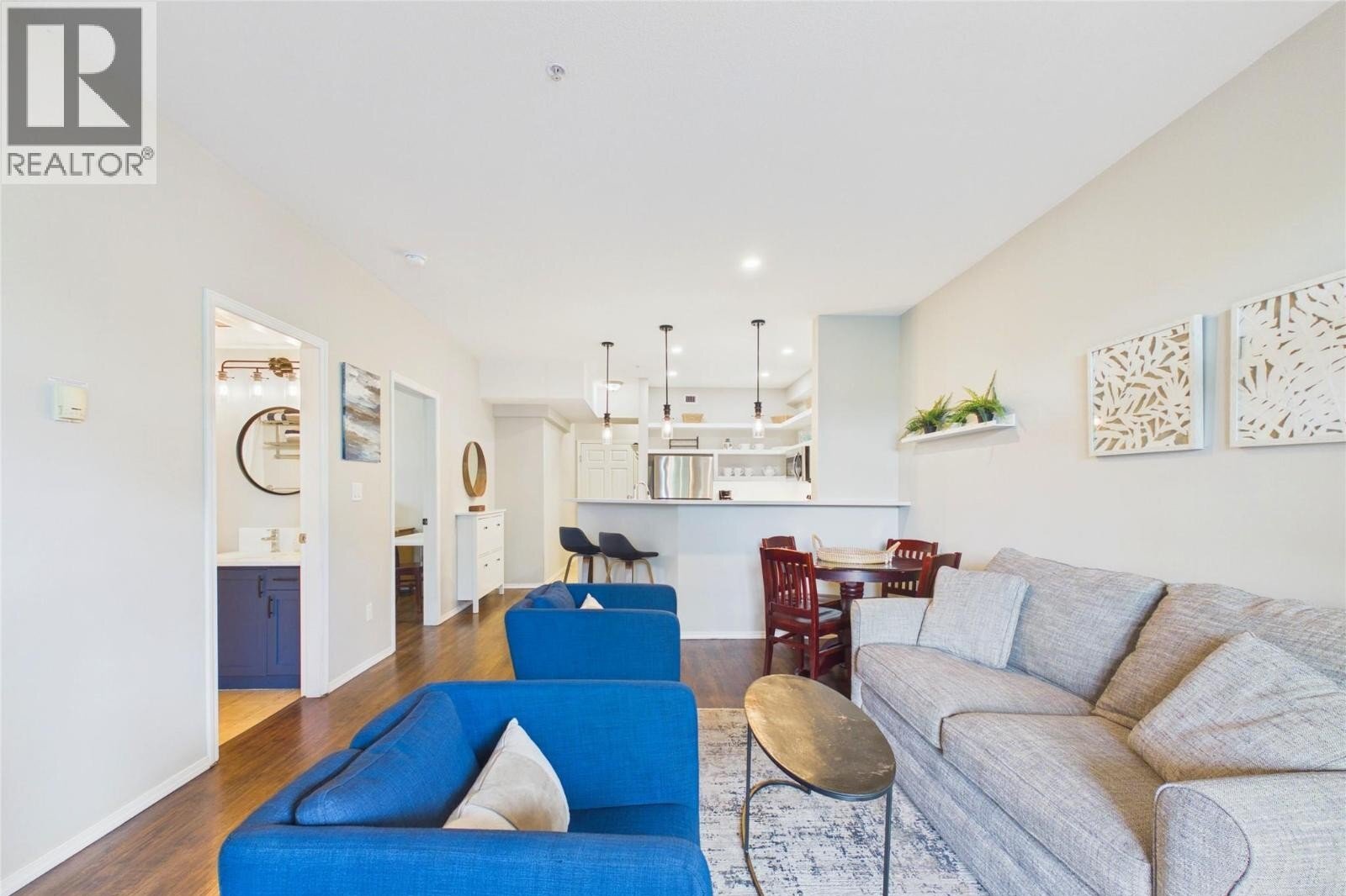 Additional image 7 of 302-1088 Sunset Drive, Kelowna, BC, V1Y9W1