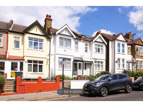 Beauchamp Road, London SE19