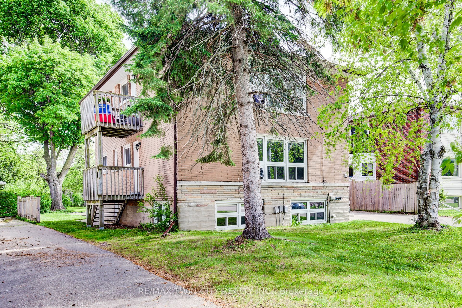 71 Brandon Avenue, Kitchener, ON, N2M 2J2