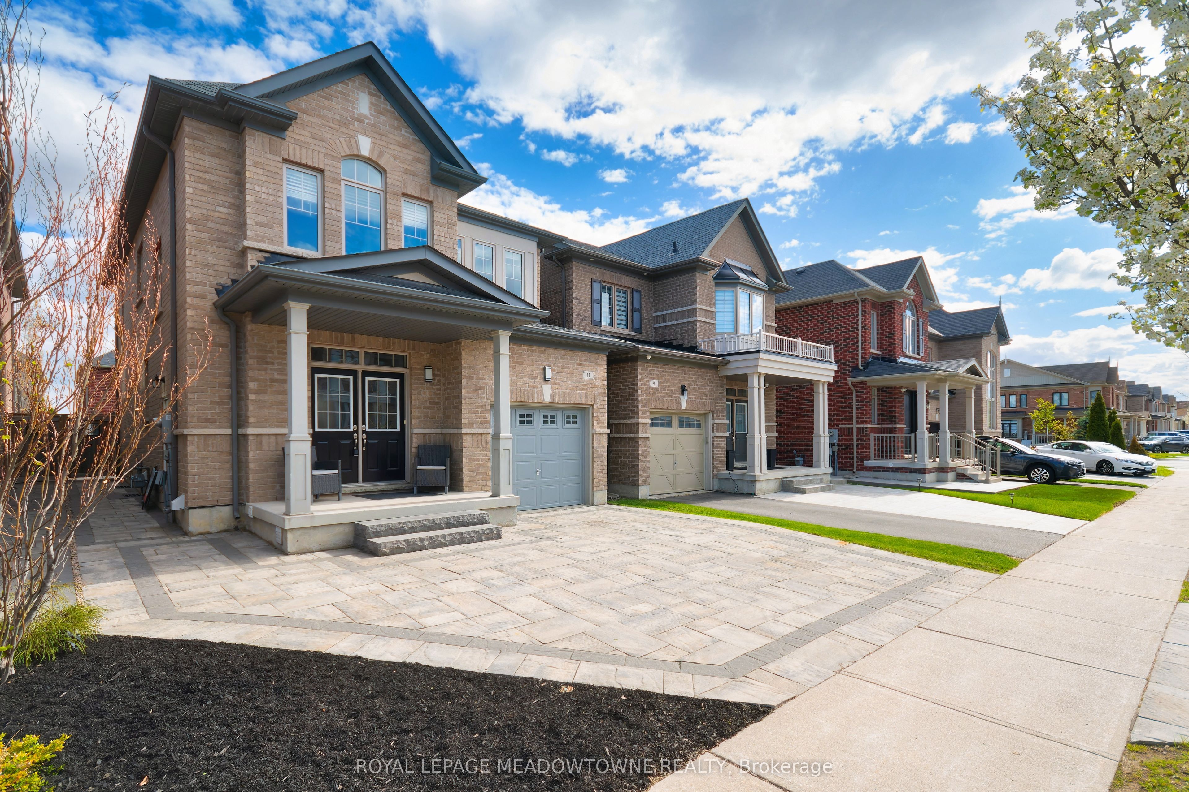 11 Cranbrook Crescent, Vaughan, ON, L4H 4H5 photo 3