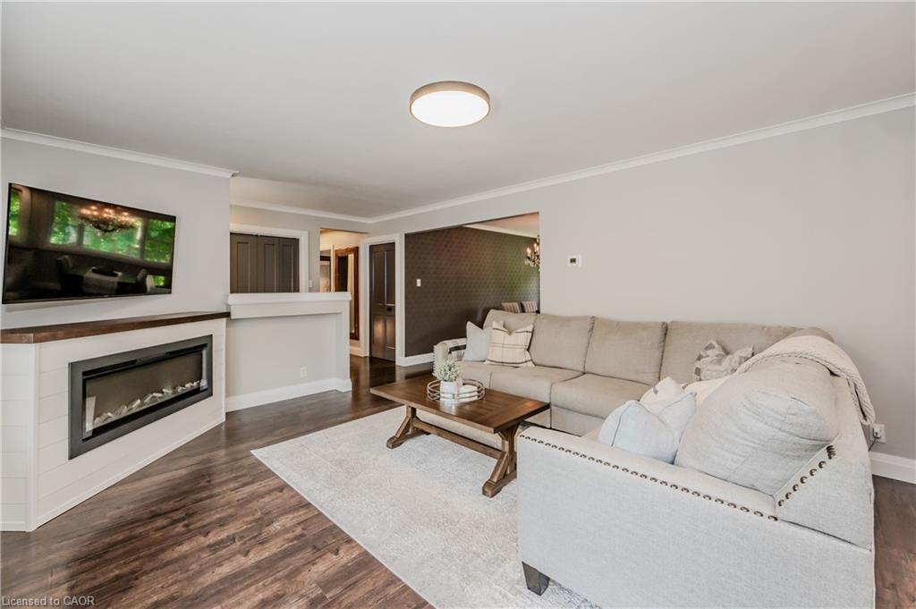 Main Unit-18 Stonybrook Drive, Kitchener, ON, N2M 4L5 photo 5