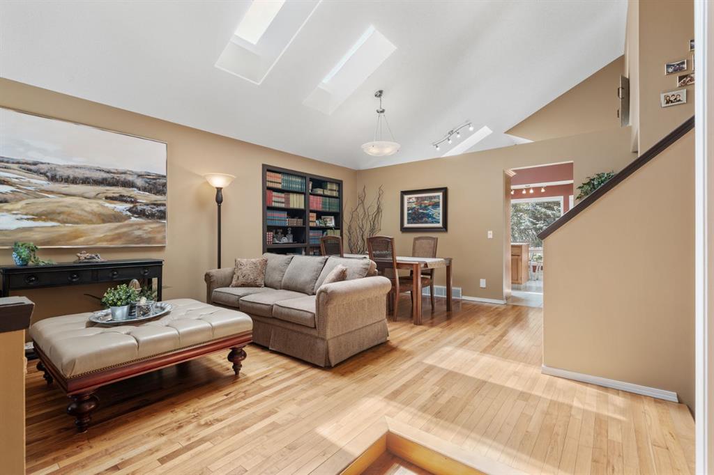 212 Sirocco Place SW, Calgary, AB, T3H 2N3 photo 5