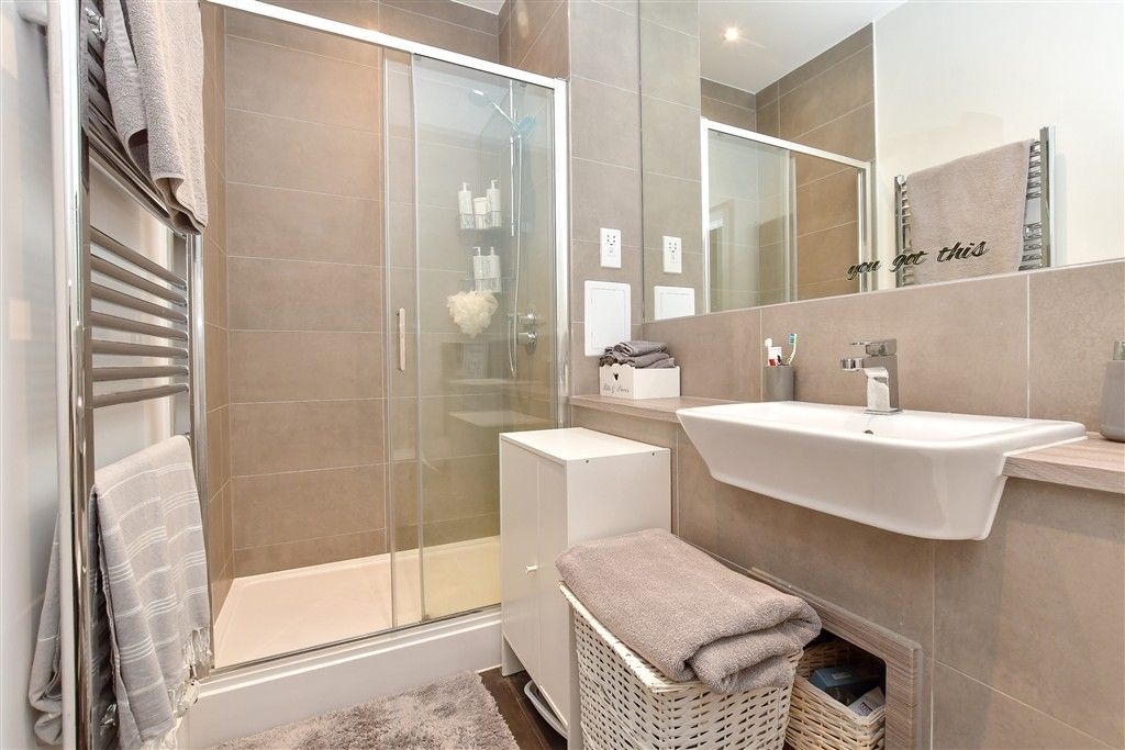 Additional image 7 of 2 bed flat for saleCorys Road, Rochester, Kent ME1