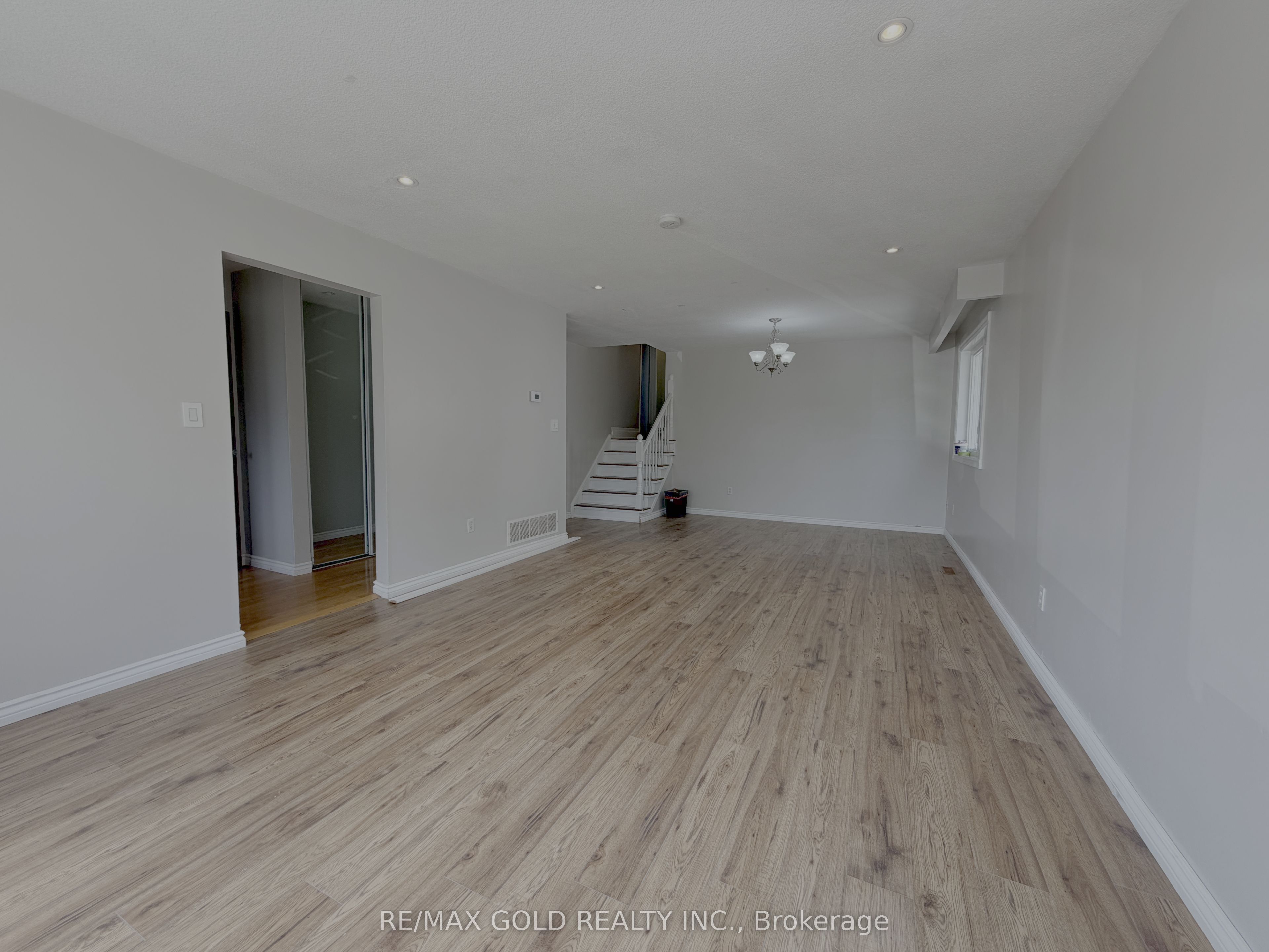166 Harmony Road, Oshawa, ON, L1H 6T5 photo 5