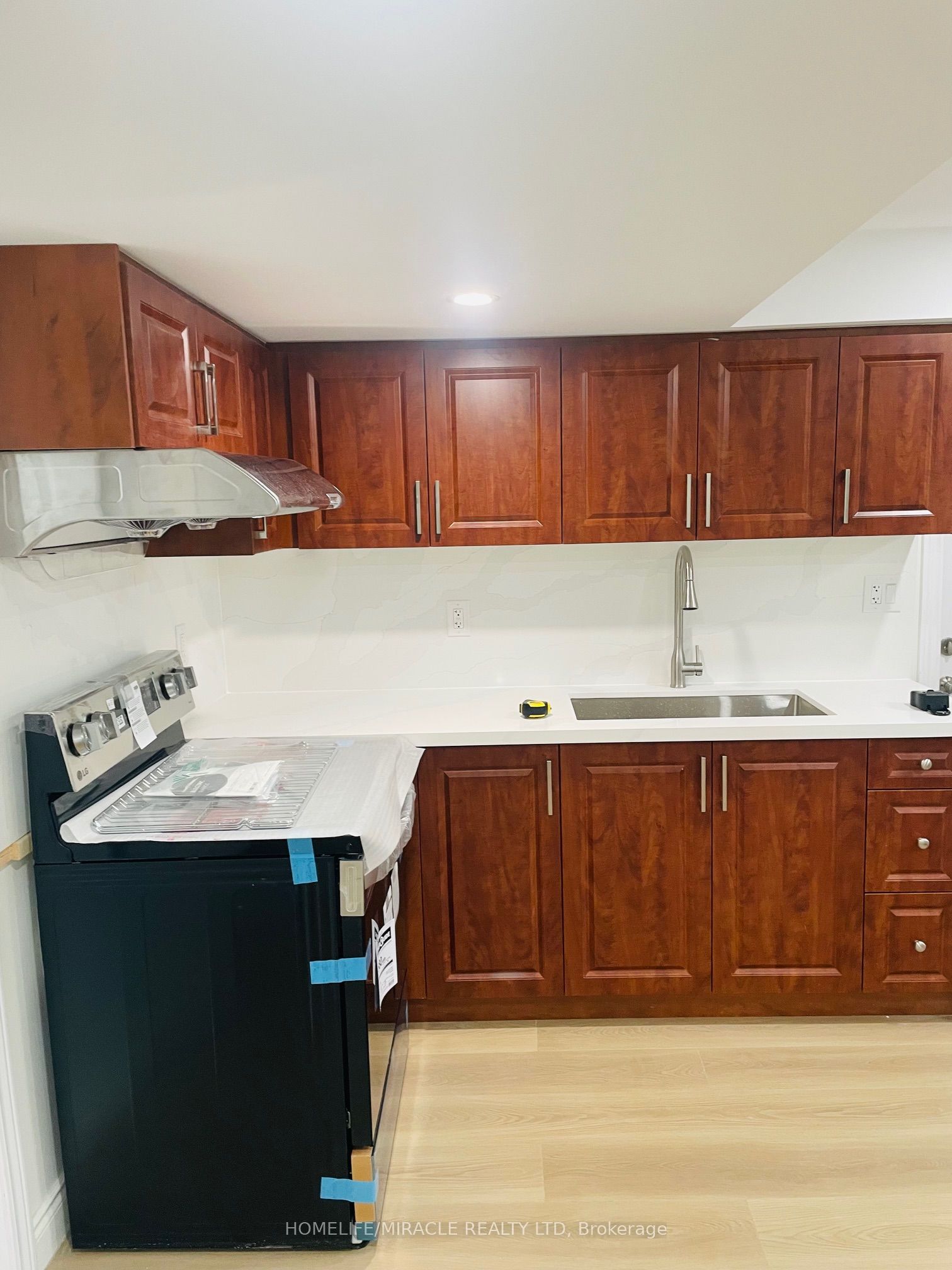 Additional image 2 of Bsmt-1-2341 Canonridge Circle, Oakville, ON, L6M 4T9