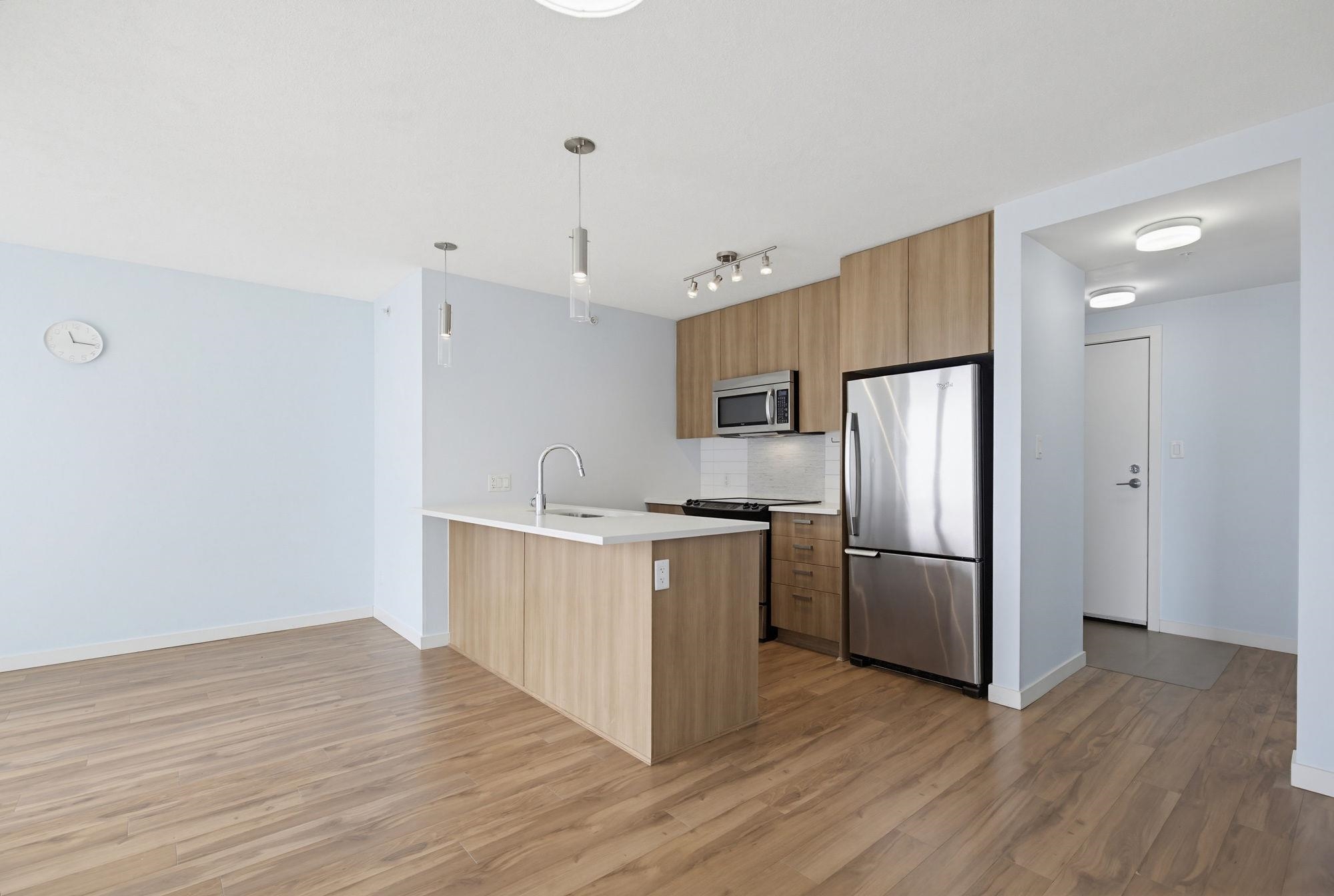 Additional image 6 of 908-13325 102a Avenue, Surrey, BC, V3T 0J5