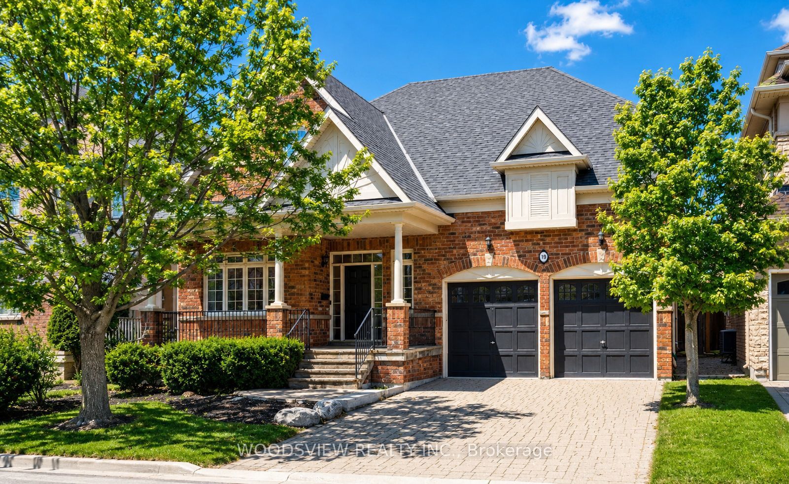 19 Weslock Crescent, Aurora, ON, L4G 7Y9