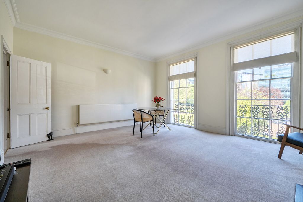 Additional image 8 of 2 bed flat for saleAbbots Walk, Reading, Berkshire RG1