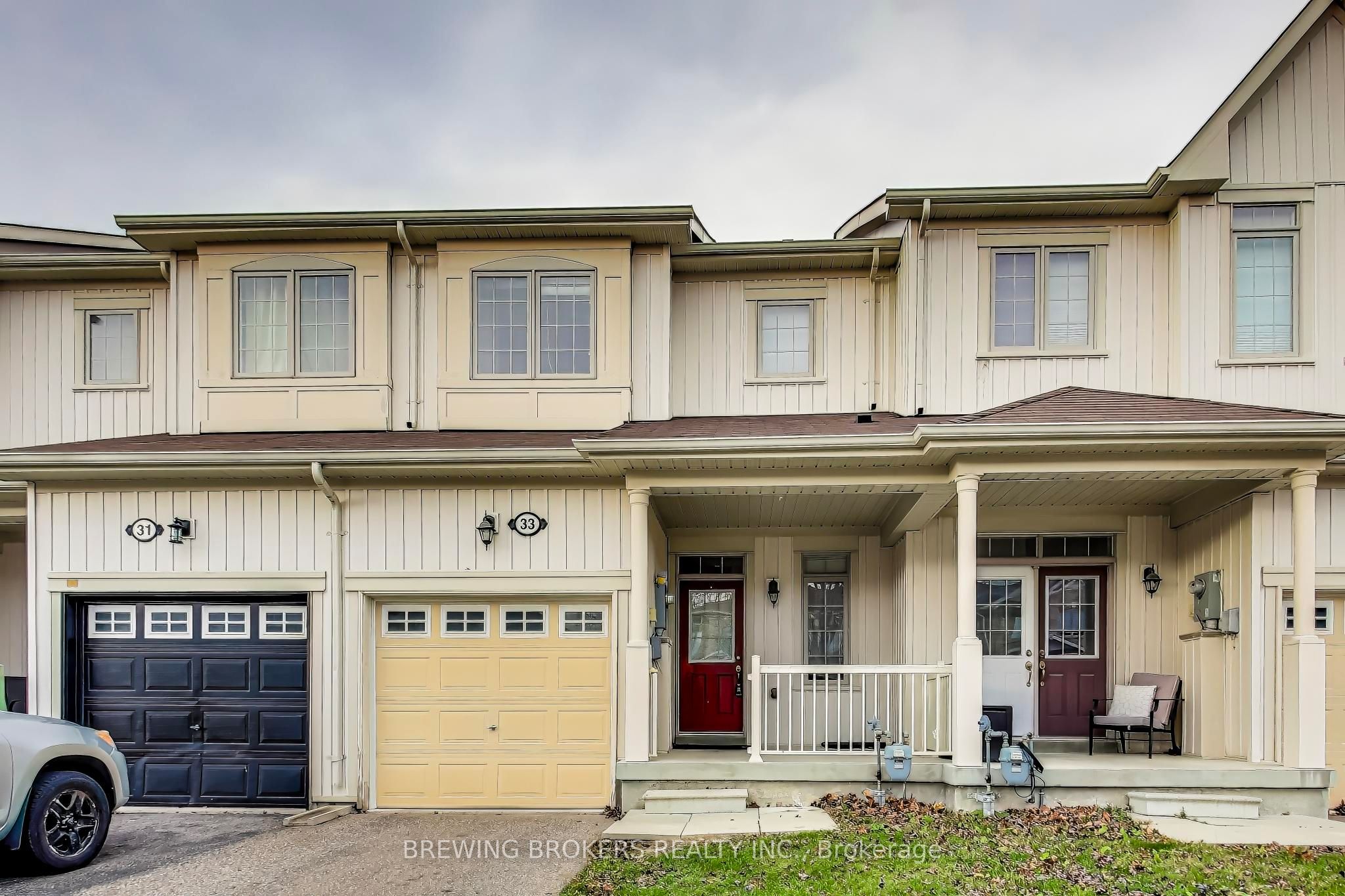 33 Pearcey Crescent, Barrie, ON, L4N 6R8