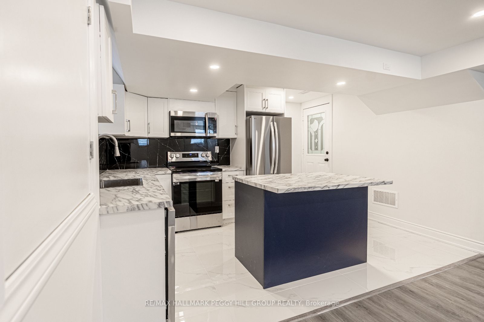 Basement-34 Betterridge Trail, Barrie, ON, L9J 0Z6 photo 3