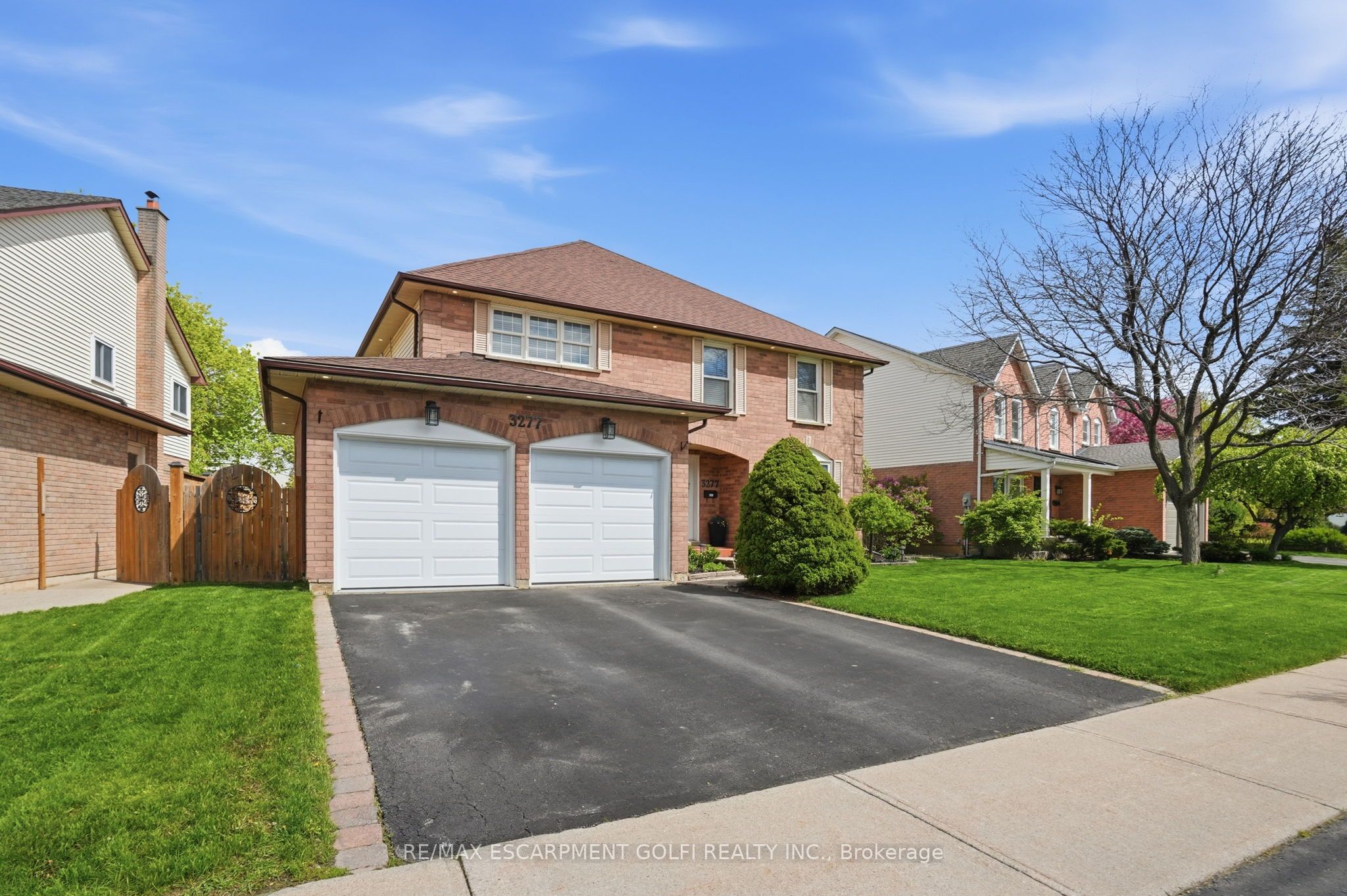 3277 Folkway Drive, Burlington, ON, L7M 3J2 photo 3