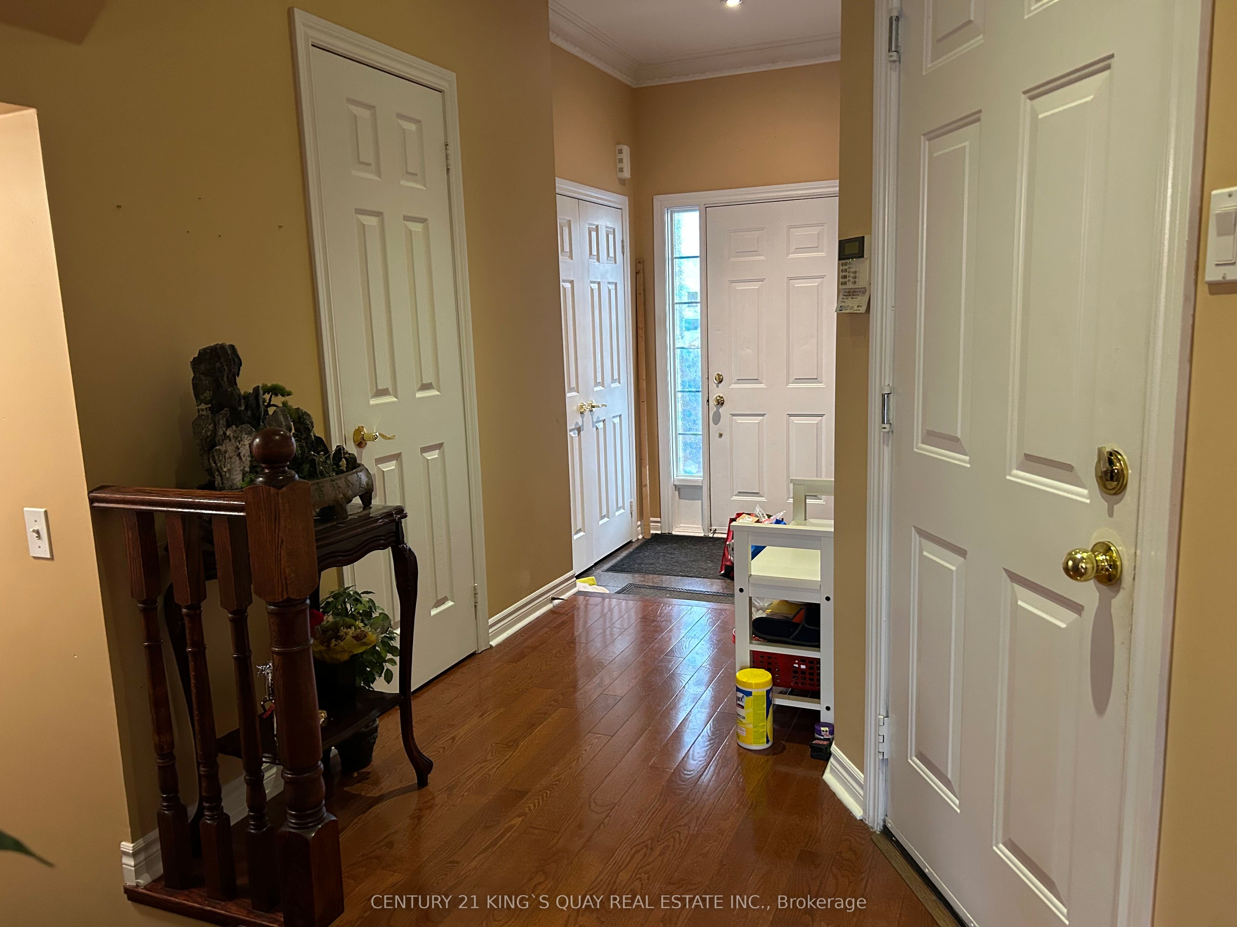 558 Lumberton Crescent, Mississauga, ON, L4Z 3Z7 photo 3
