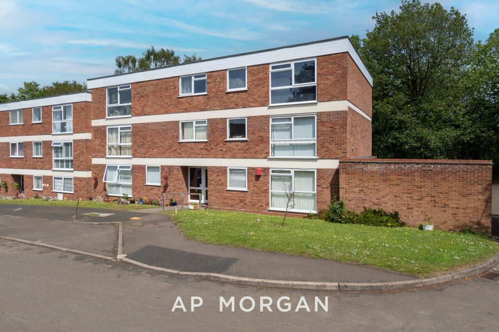 2 bed flat for saleWoodend Close, Redditch, Worcestershire B97