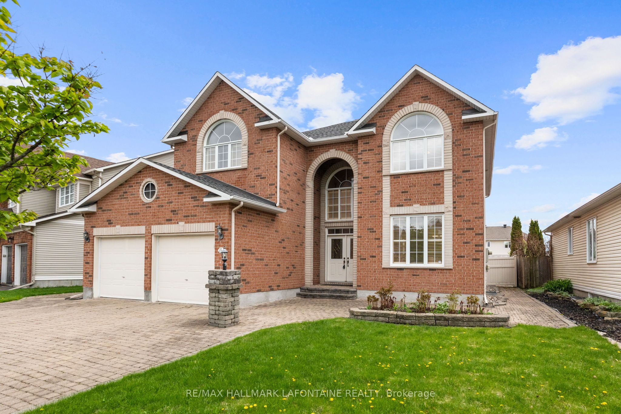 6 Ash Valley Avenue, Ottawa, ON, K2G 6V3