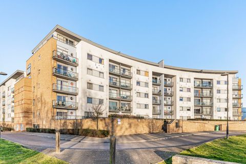 Tideslea Path, Thamesmead SE28