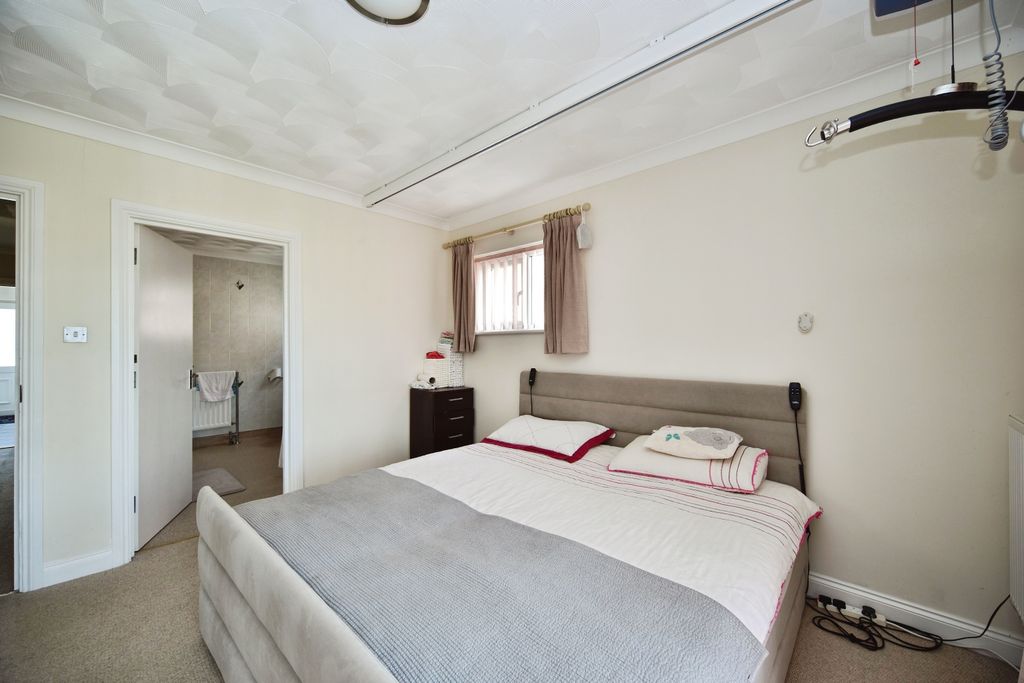 Additional image 12 of 4 bed detached bungalow for saleHigham Road, Rochester ME3