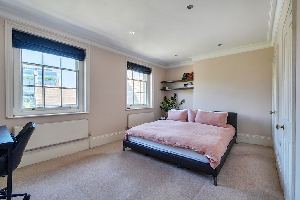 Additional image 10 of 2 bed flat for saleAbbots Walk, Reading, Berkshire RG1