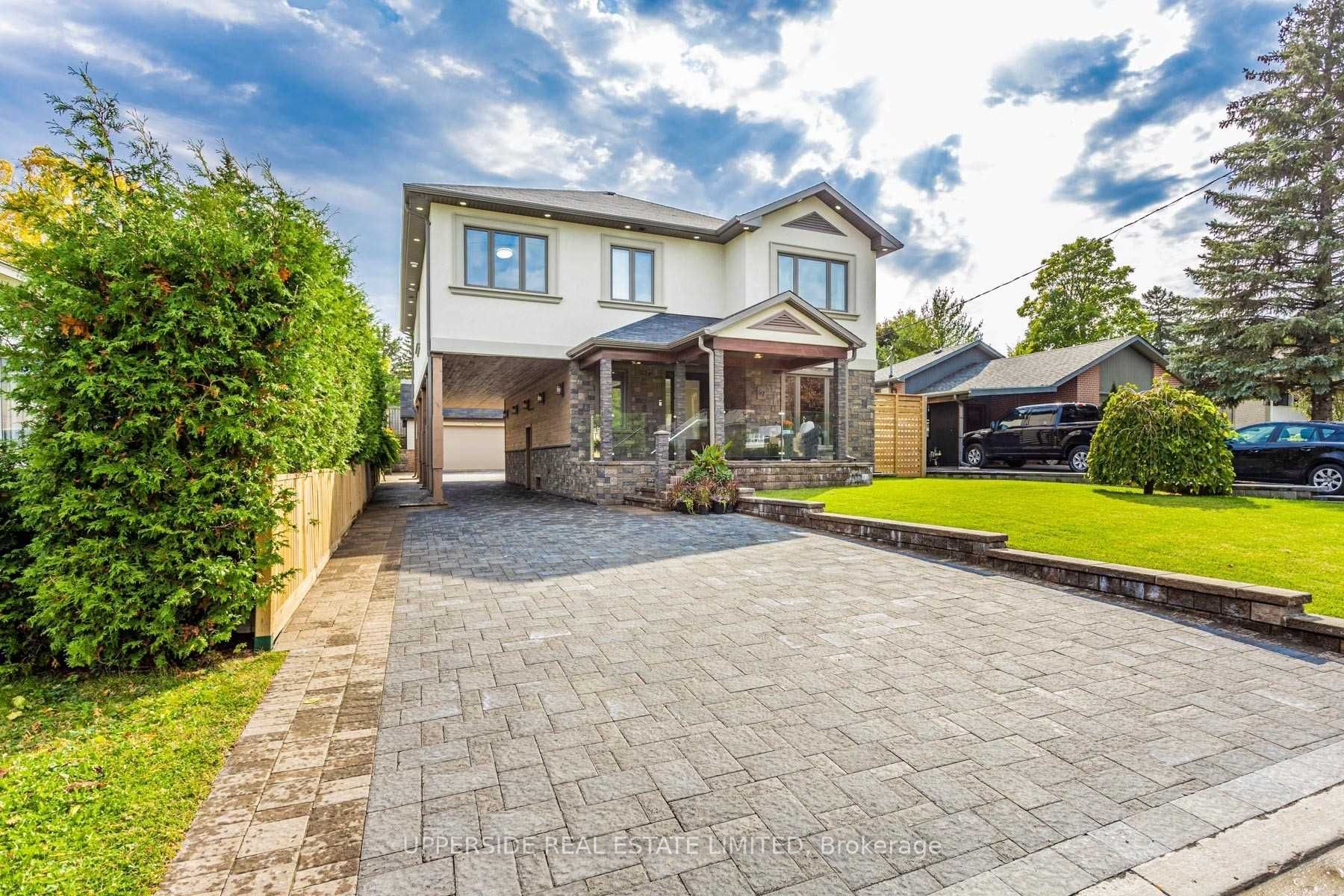 67 Child Drive, Aurora, ON, L4G 1Y8