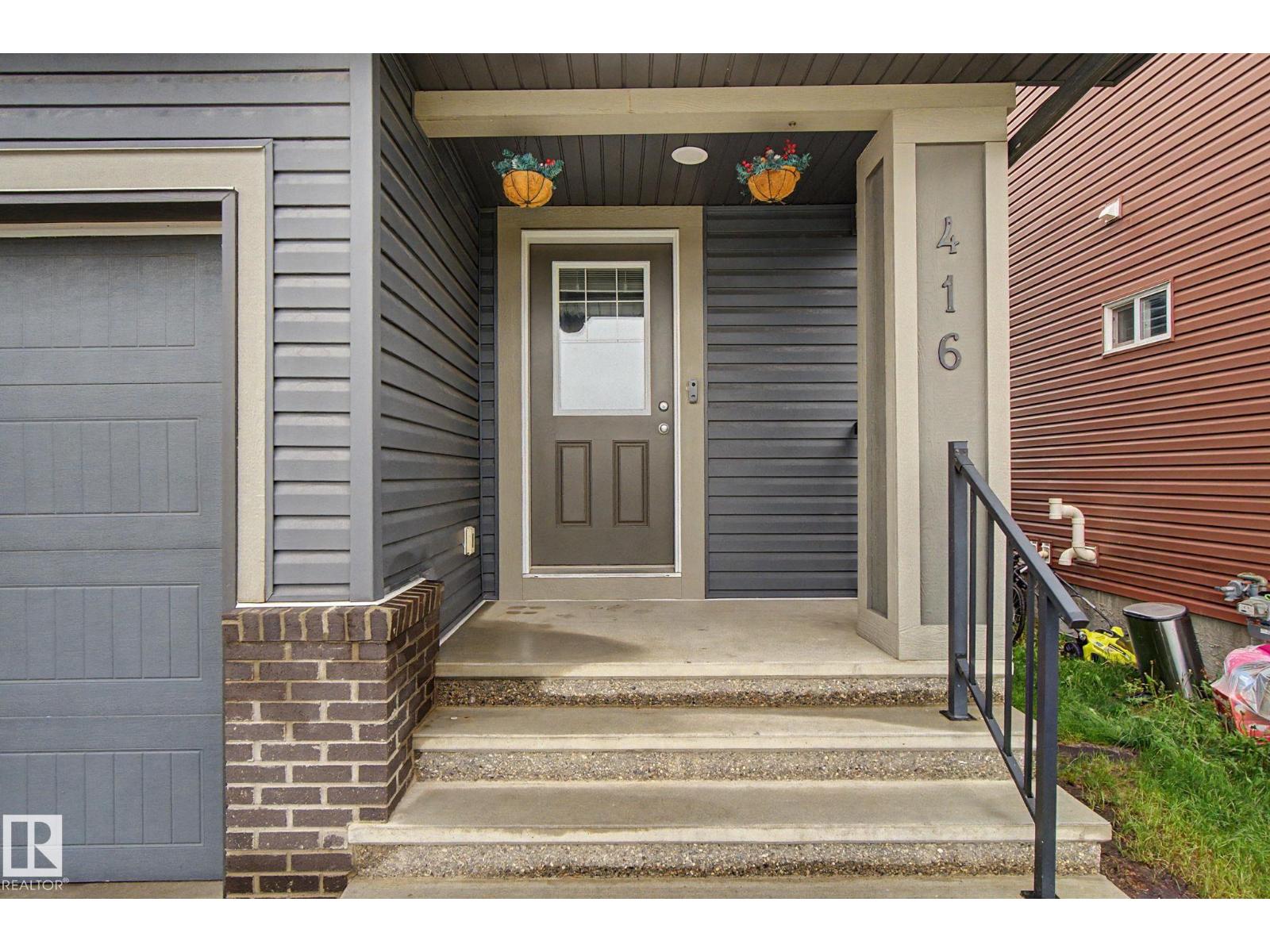 416 Crystallina Nera Drive NW, Edmonton, AB, T5Z0P3 photo 2