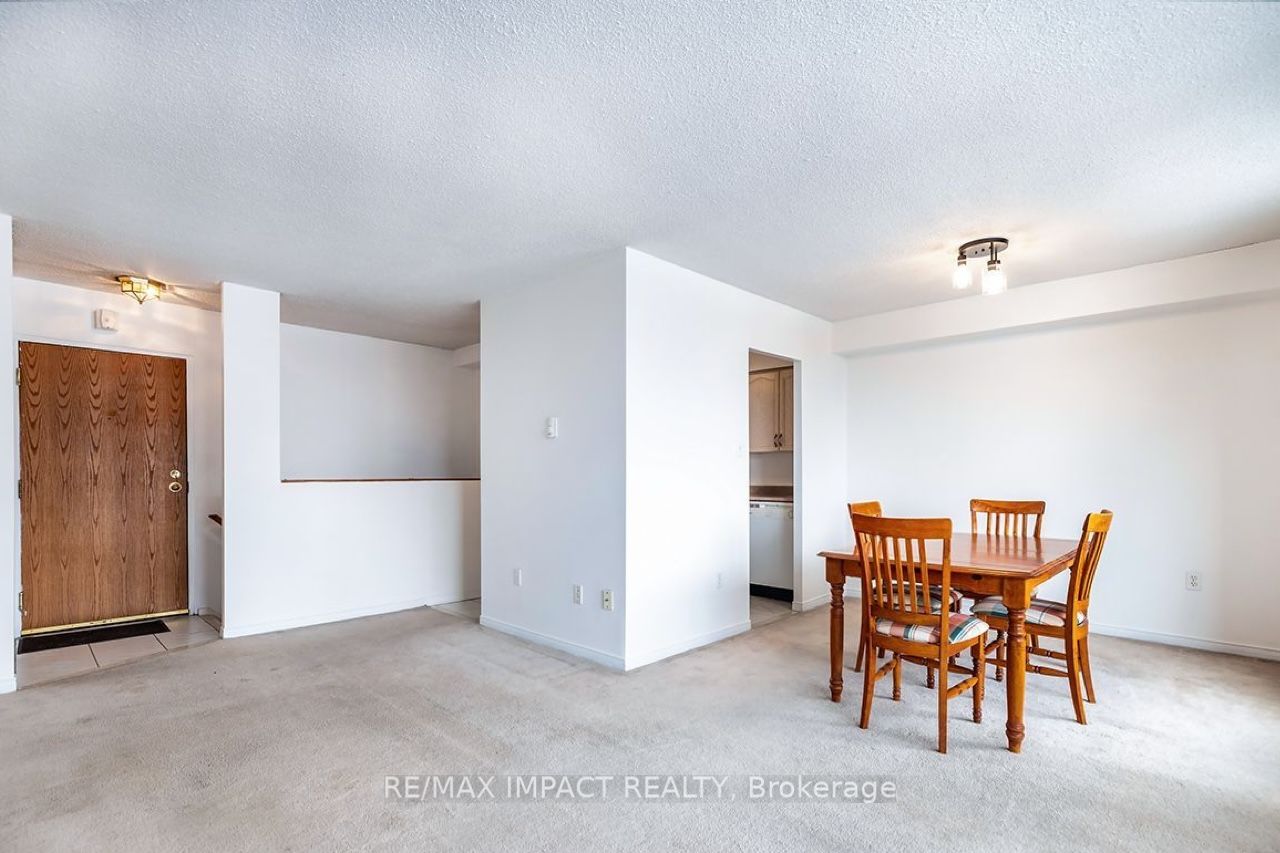 412-454 Centre Street, Oshawa, ON, L1H 4C2 photo 4
