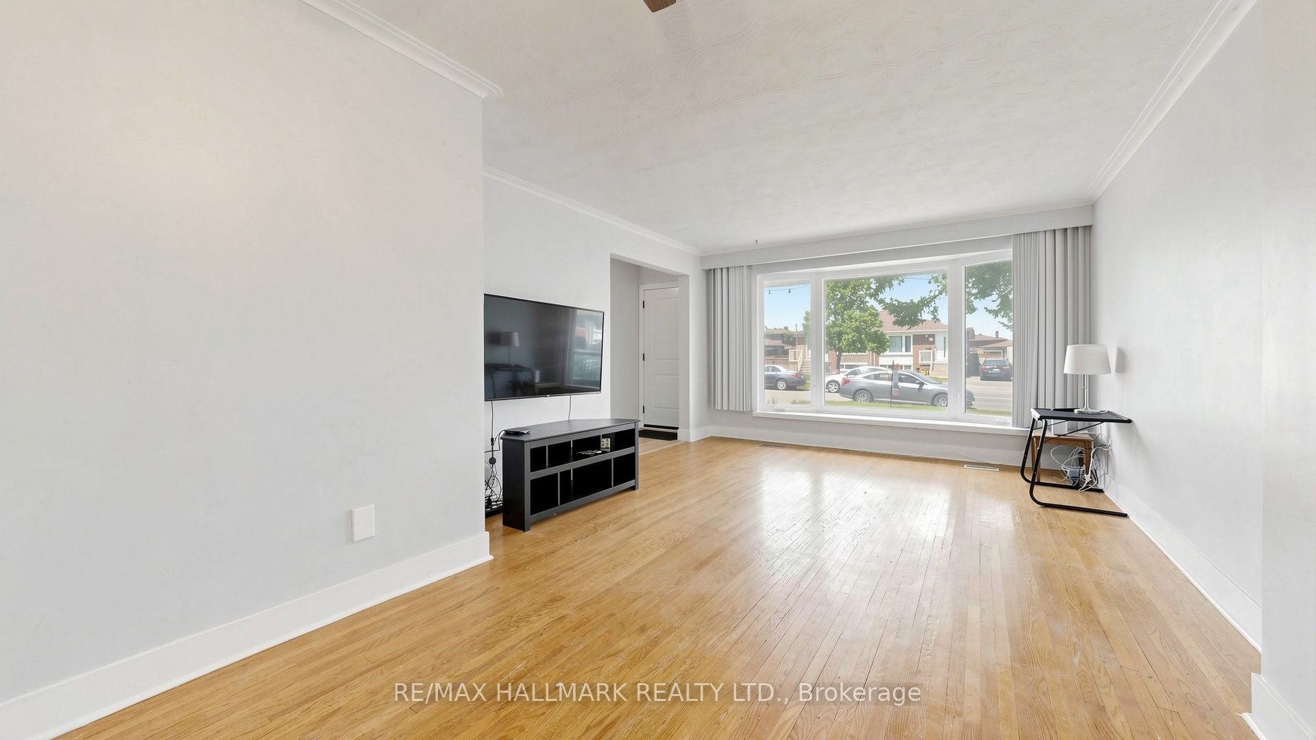 9 Rubydale Gardens, Toronto, ON, M9L 1B8 photo 5