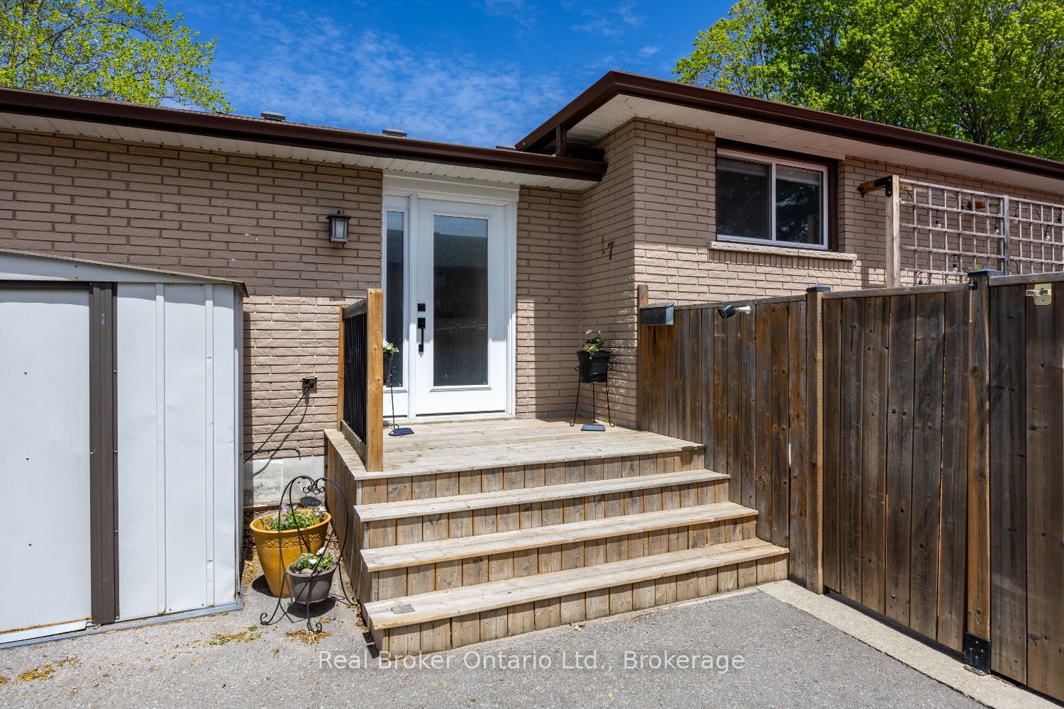 17 Strike Avenue, Clarington, ON, L1C 1K2 photo 5