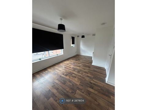 Dalveen Street, Glasgow G32