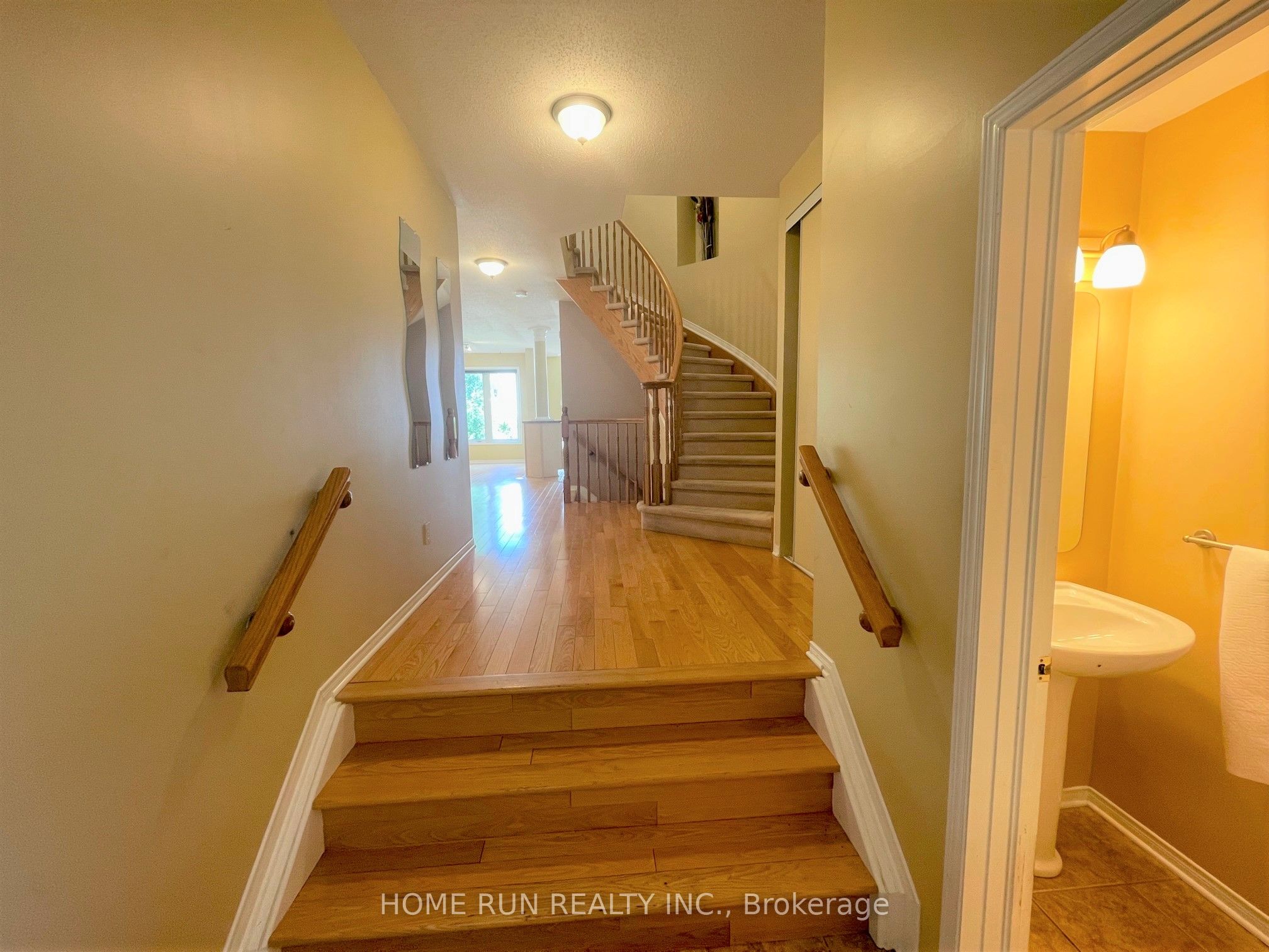Additional image 2 of 251 Meadowbreeze Drive, Ottawa, ON, K2M 3A6