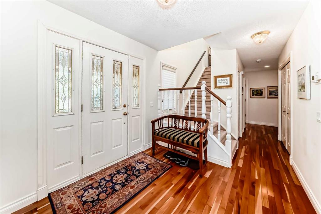 123 Varsity Estates Grove NW, Calgary, AB, T3B 4C8 photo 4