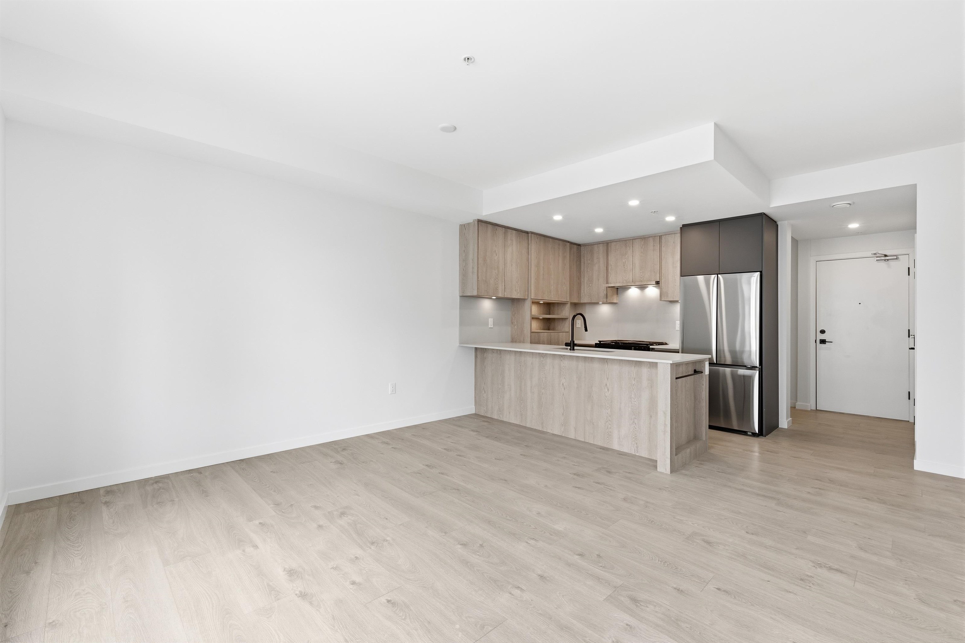 Additional image 2 of 512-19577 65b Avenue, Surrey, BC, V4N 6Y3