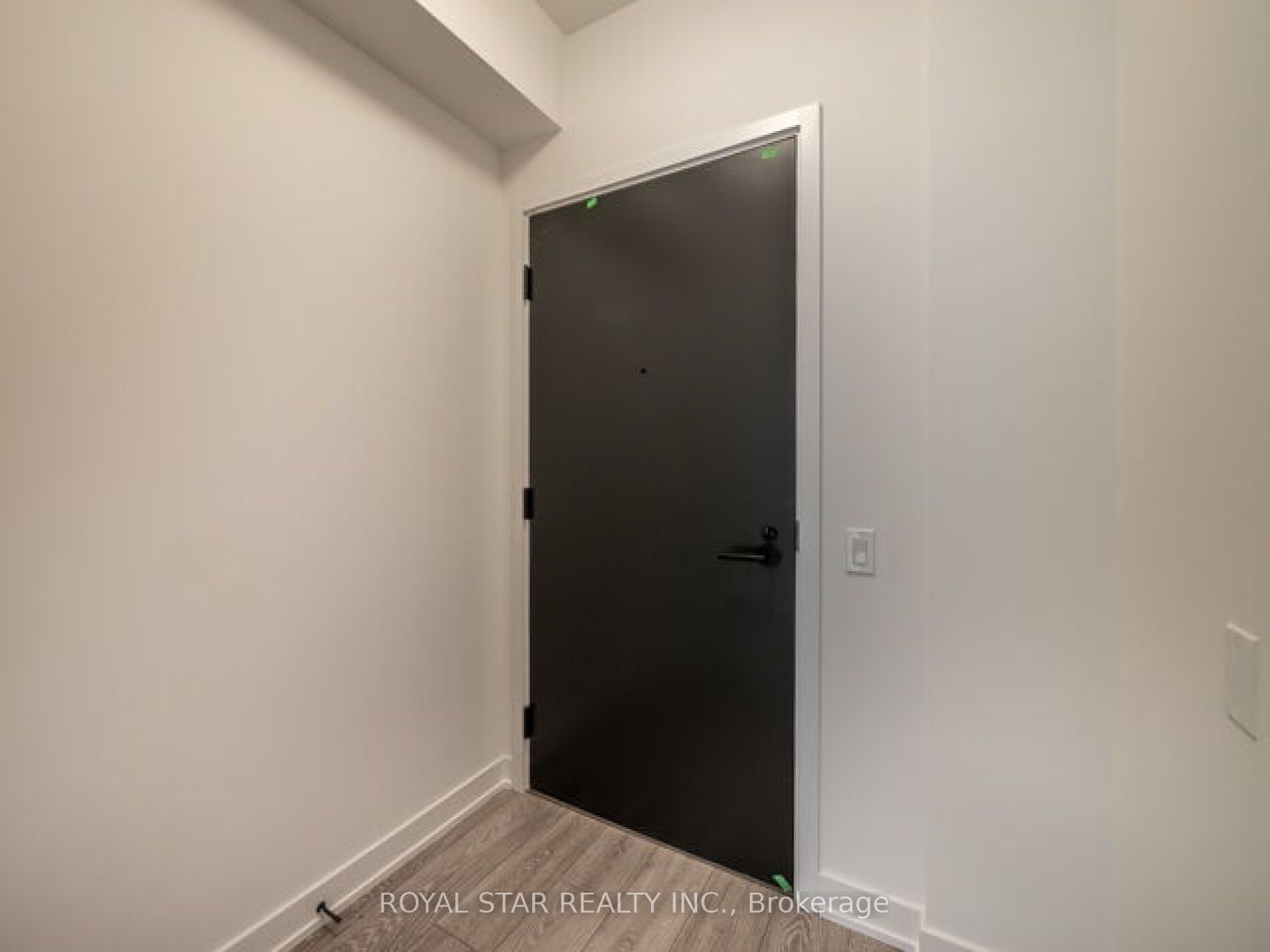 518-108 Peter Street, Toronto, ON, M5V 2G7 photo 3